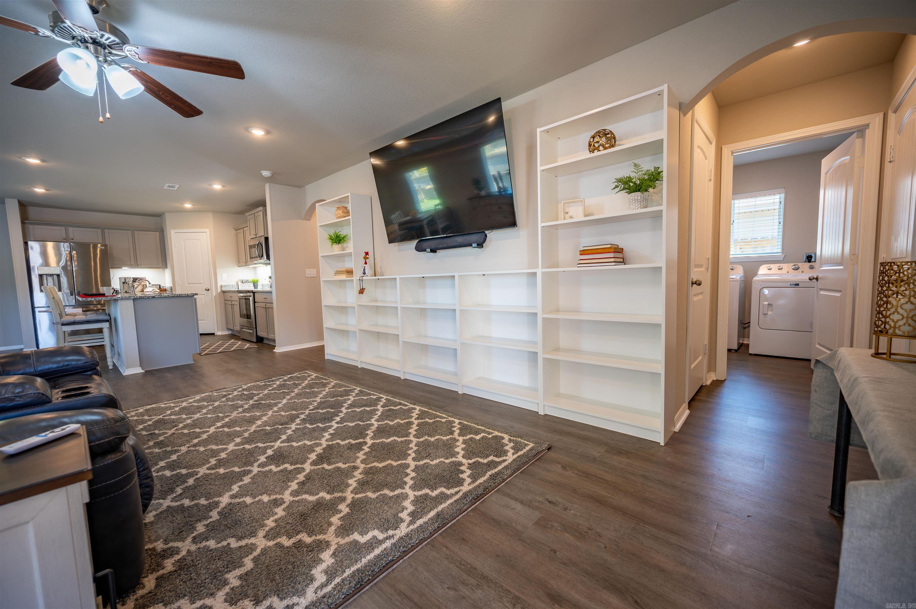 10921 Lori Kaye Drive — photo 3