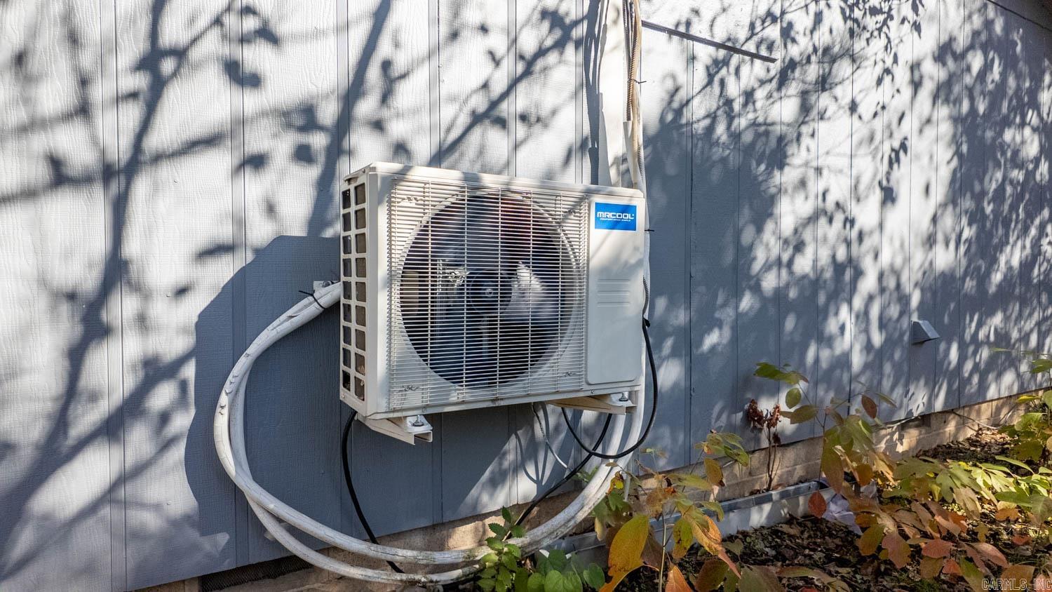 79 Rose Street  Melbourne, AR