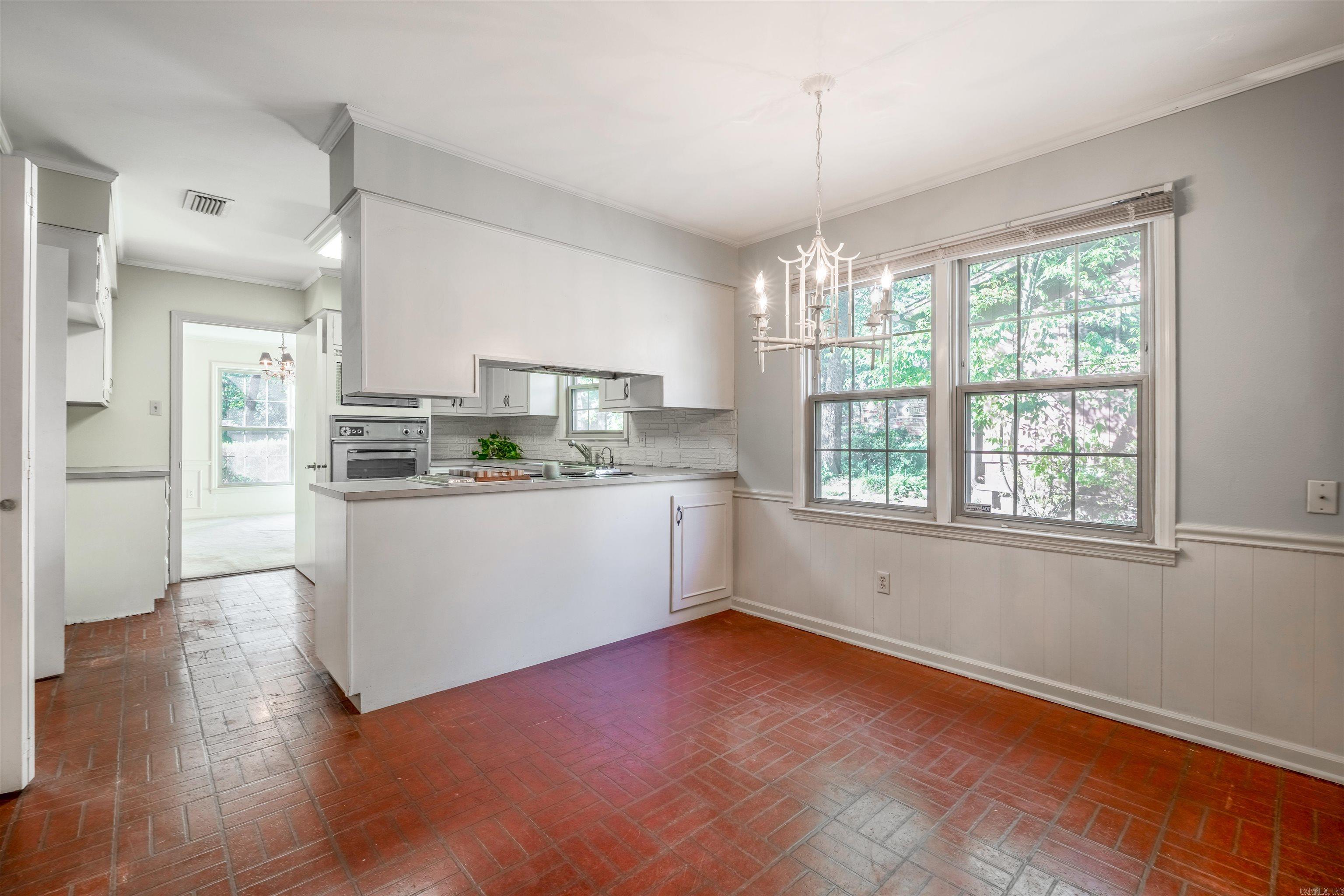 41 Coachlight Drive Little Rock, AR 72227