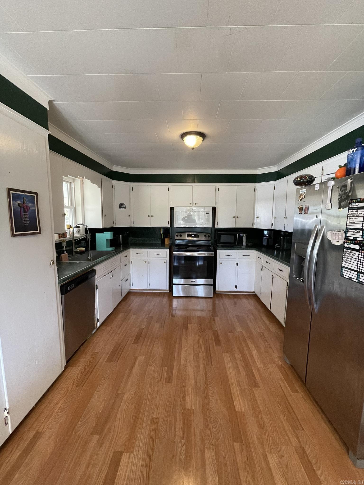 686 Polk Road 41 Mena, AR 71953