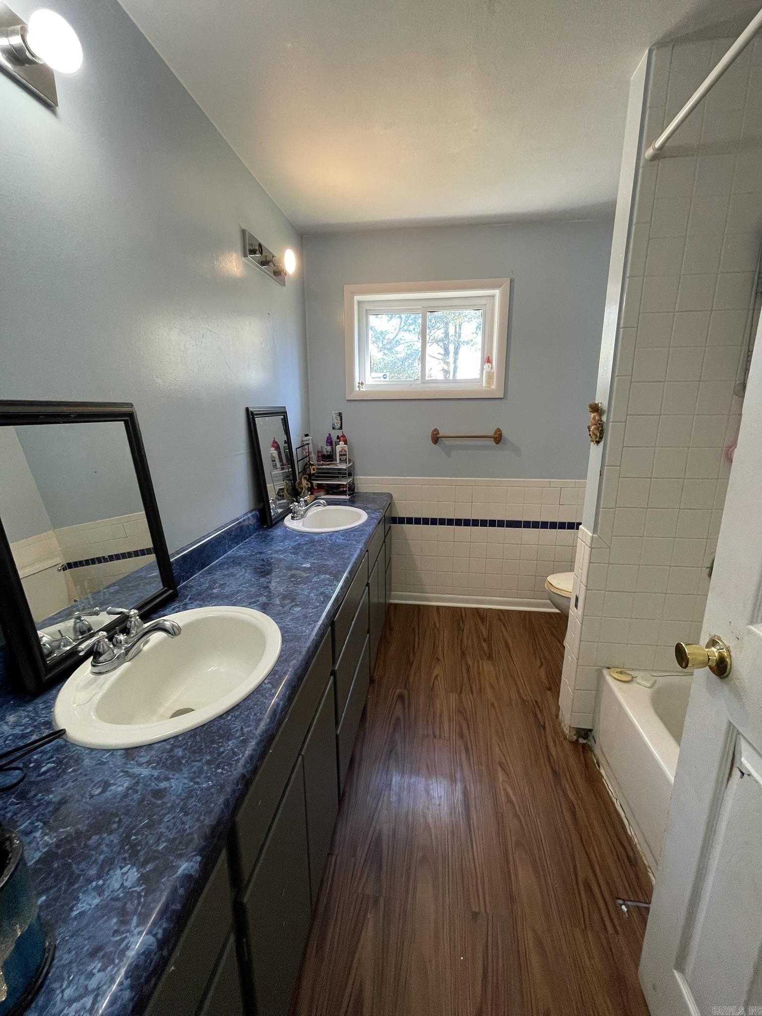 686 Polk Road 41 Mena, AR 71953