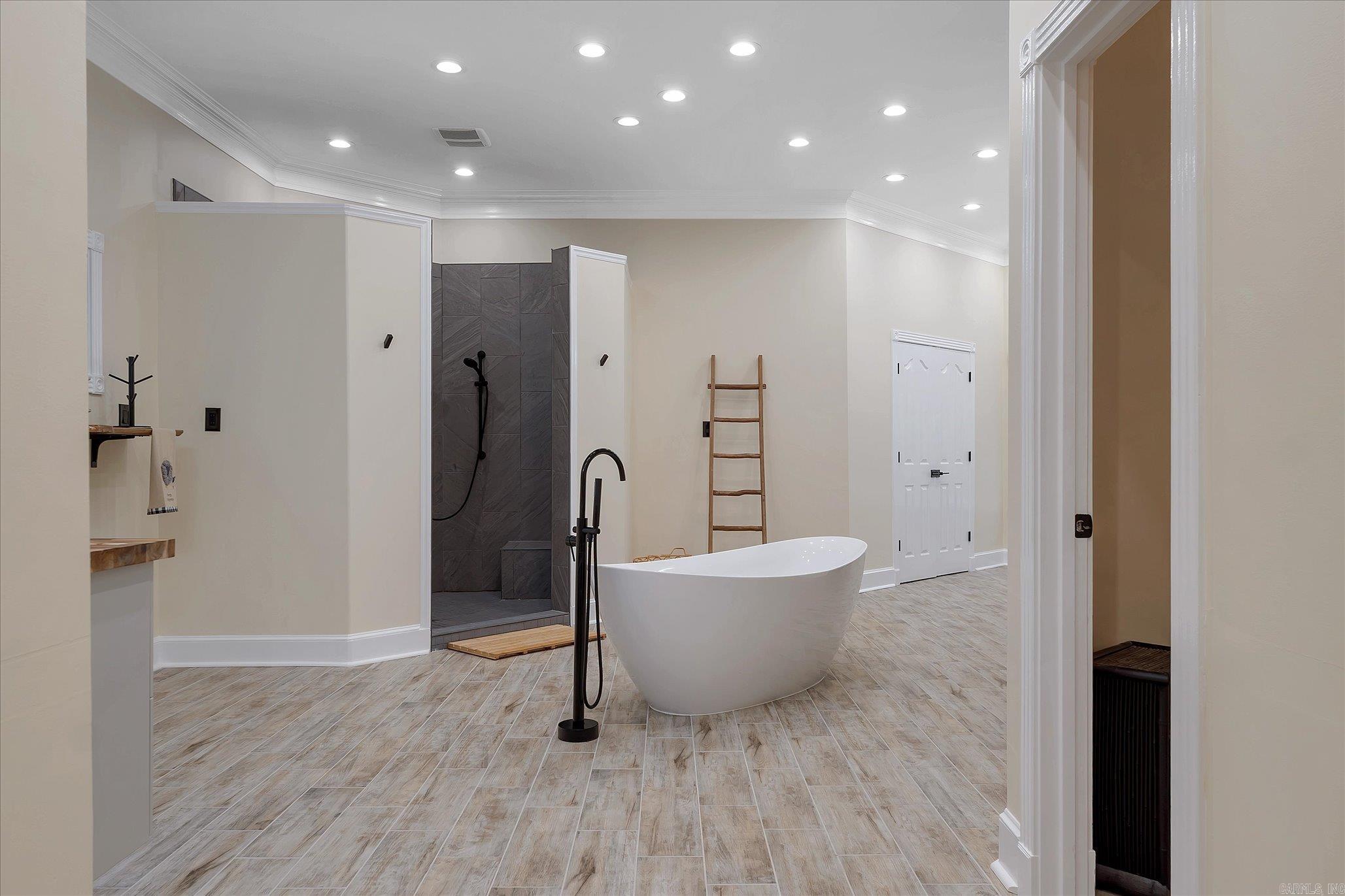 15355 Pleasant Grove Lane Harrisburg, AR 72432