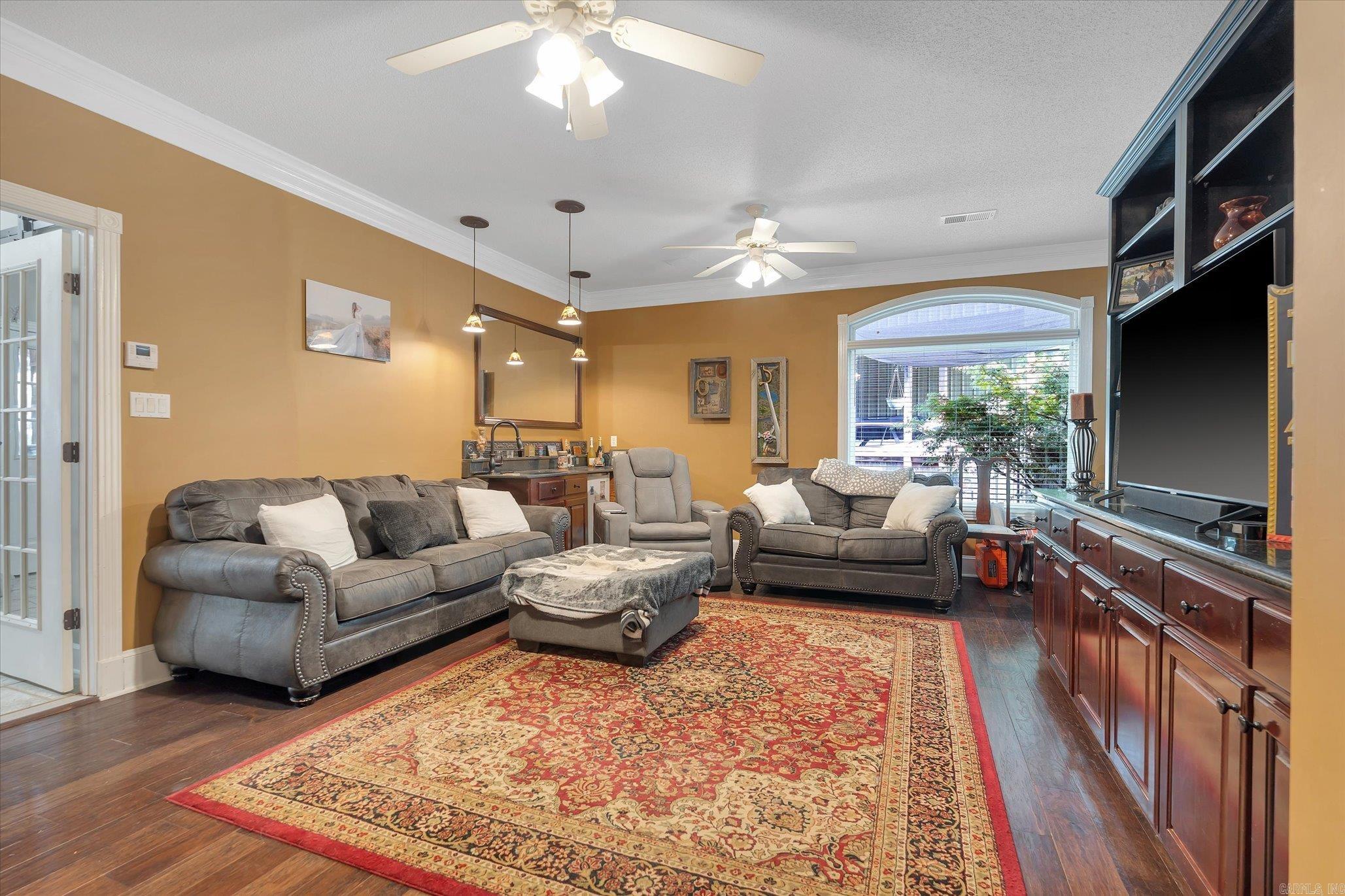 15355 Pleasant Grove Lane Harrisburg, AR 72432