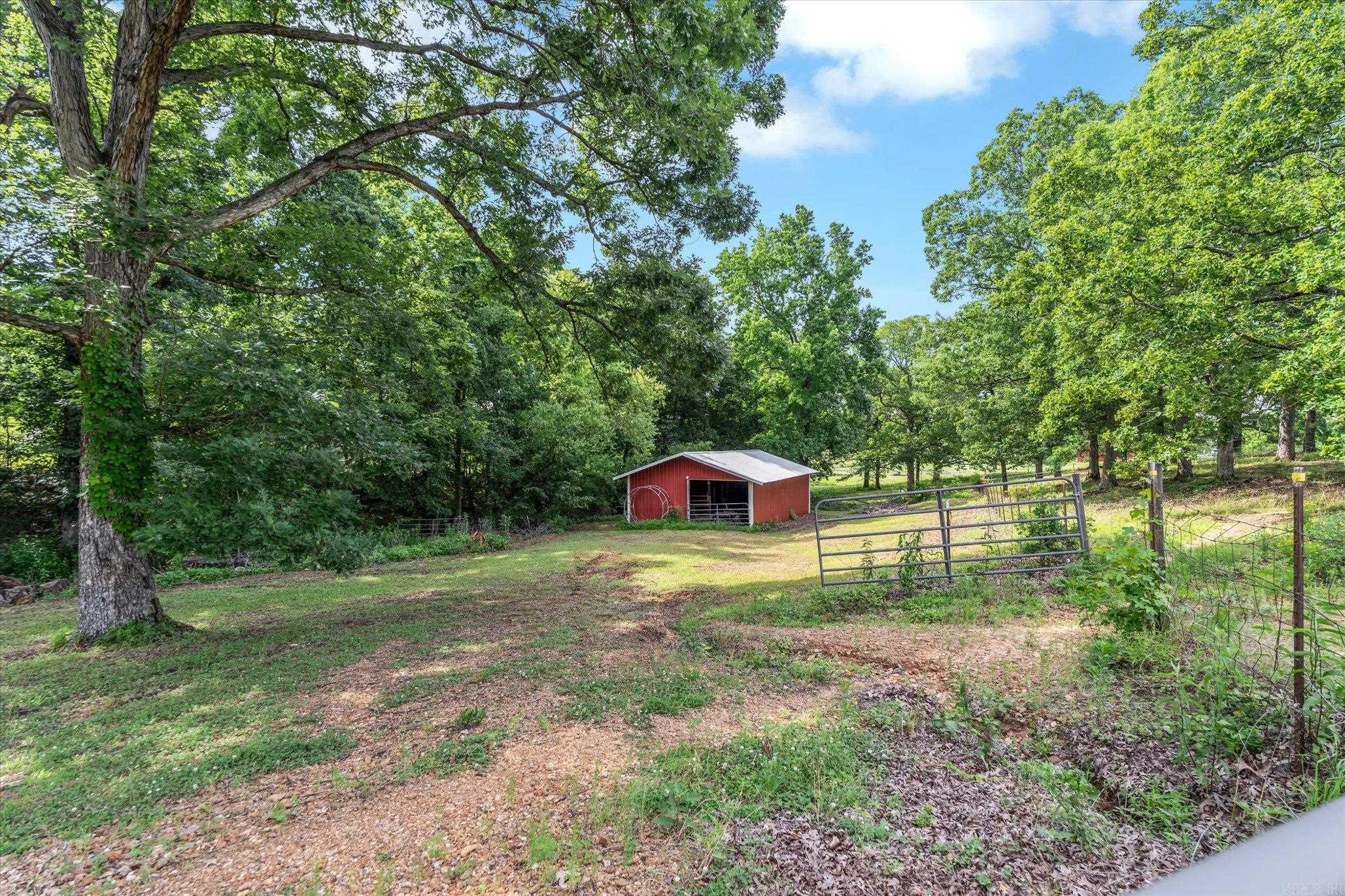 15355 Pleasant Grove Lane Harrisburg, AR 72432
