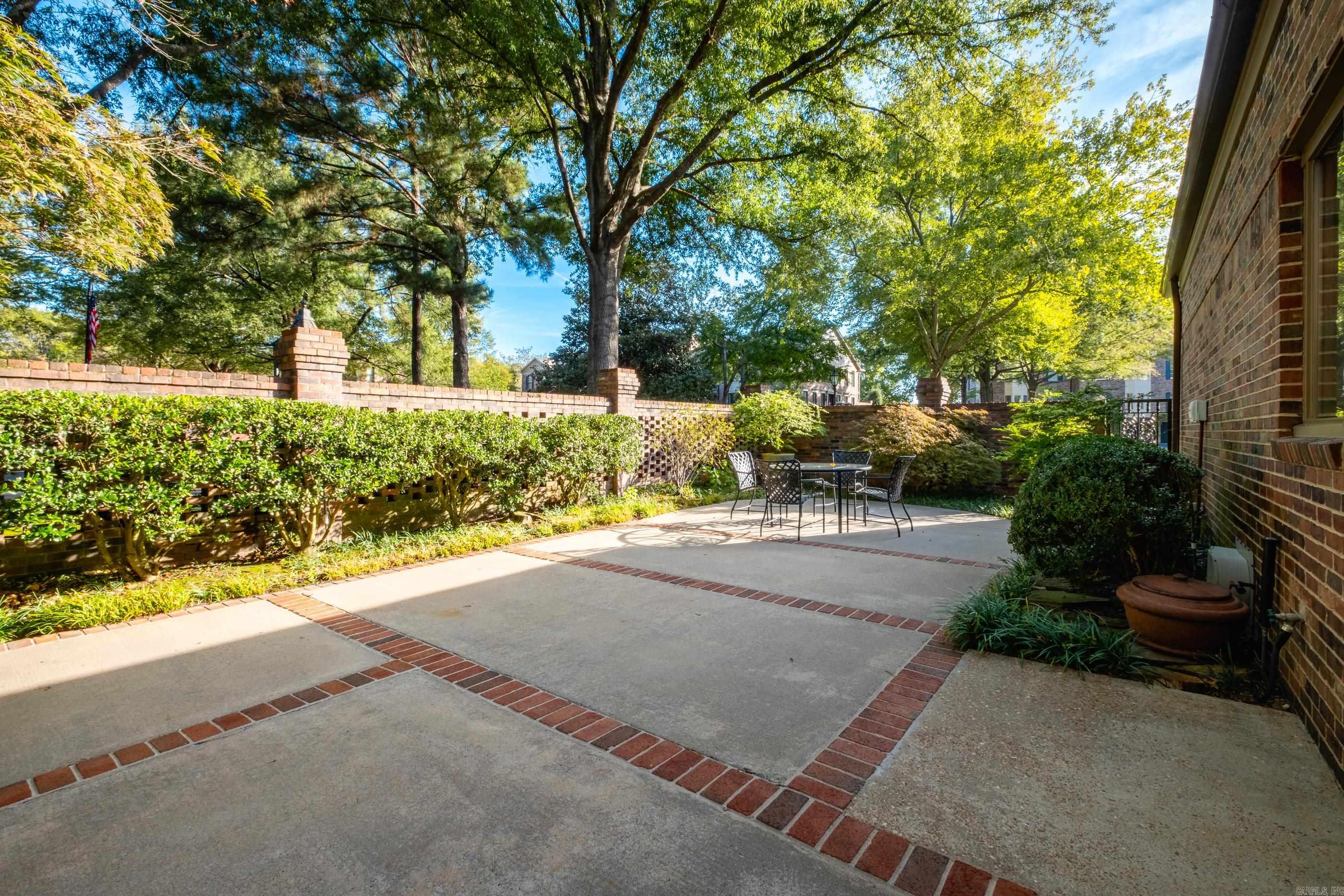 1 Riverbend Road Little Rock, AR 72202