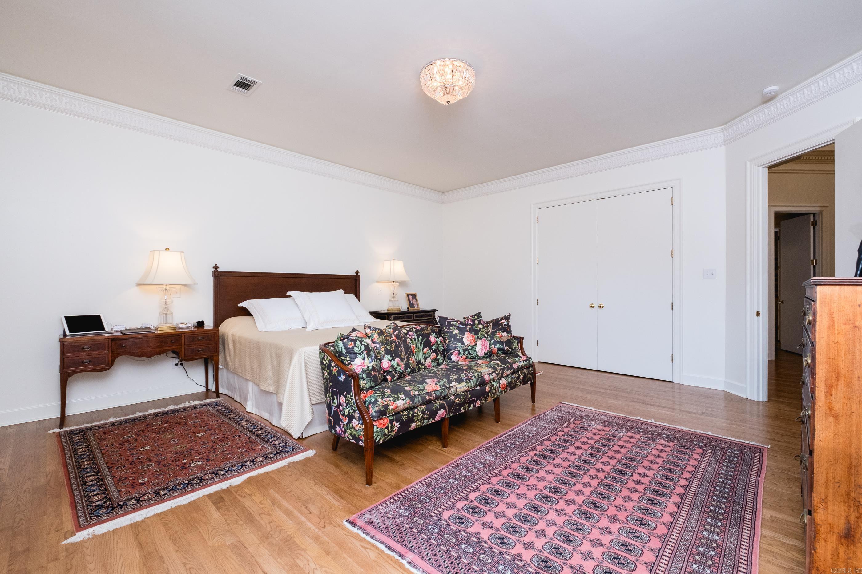 1 Riverbend Road Little Rock, AR 72202