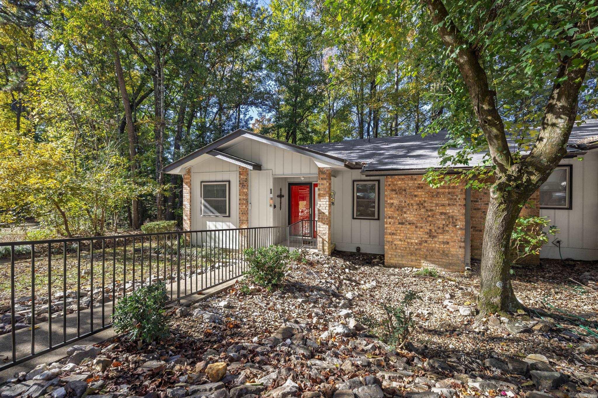 1 Cortez Way  Hot Springs Village, AR