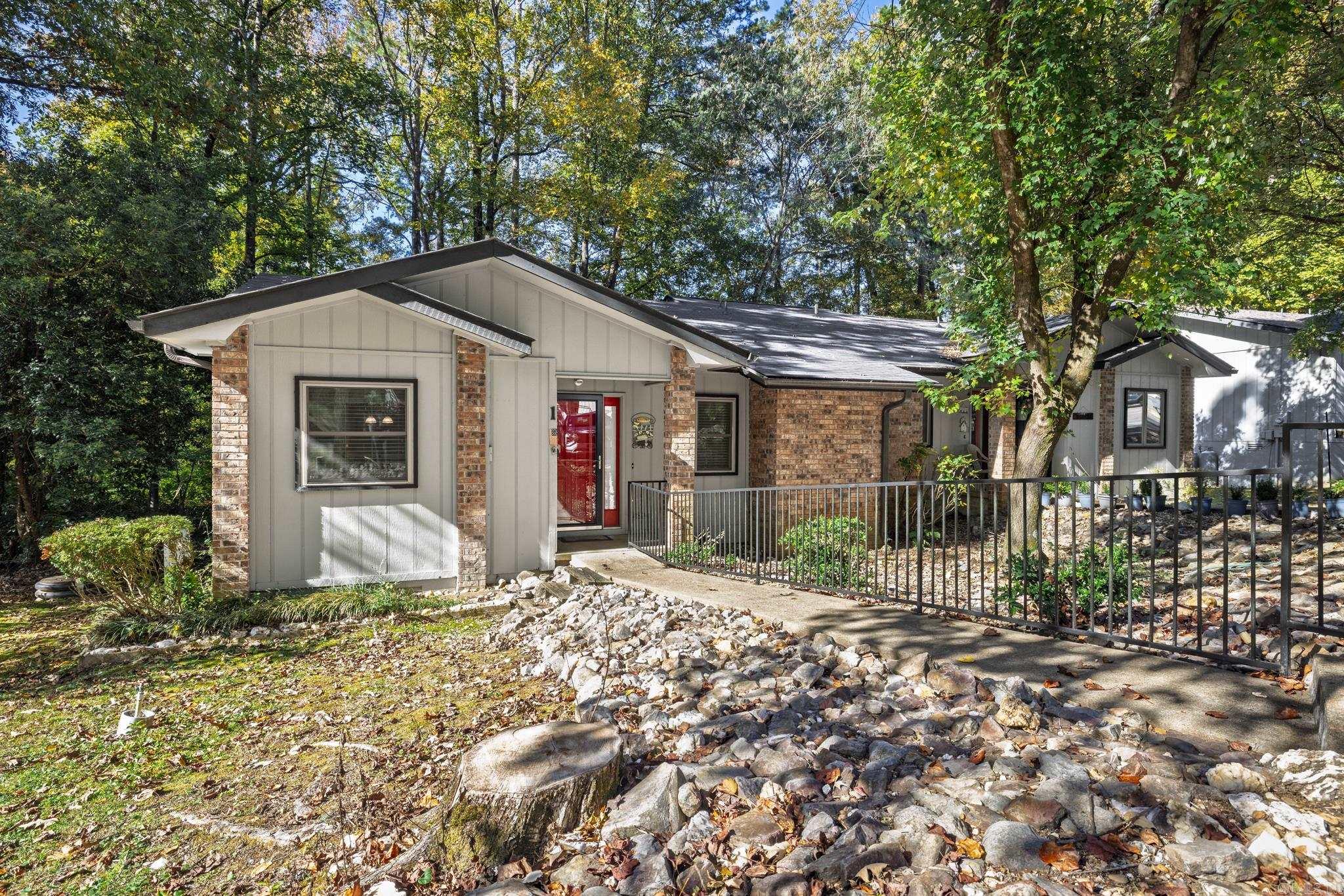 1 Cortez Way  Hot Springs Village, AR