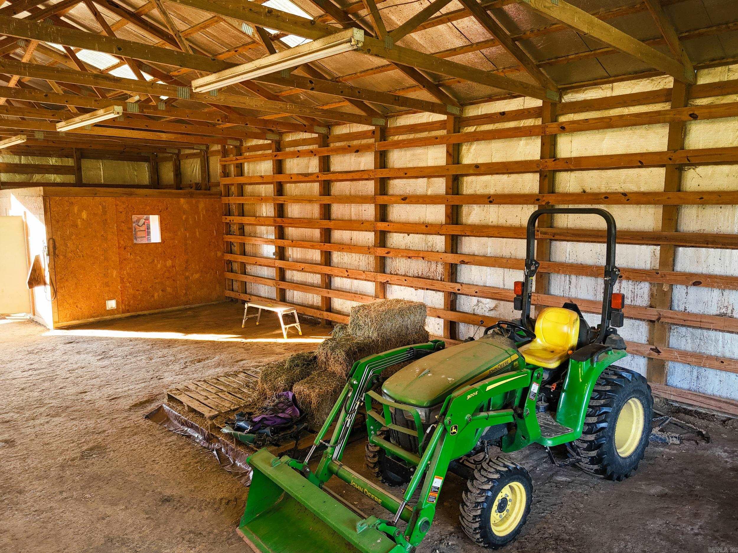 2469 County Road 3341  Clarksville, AR