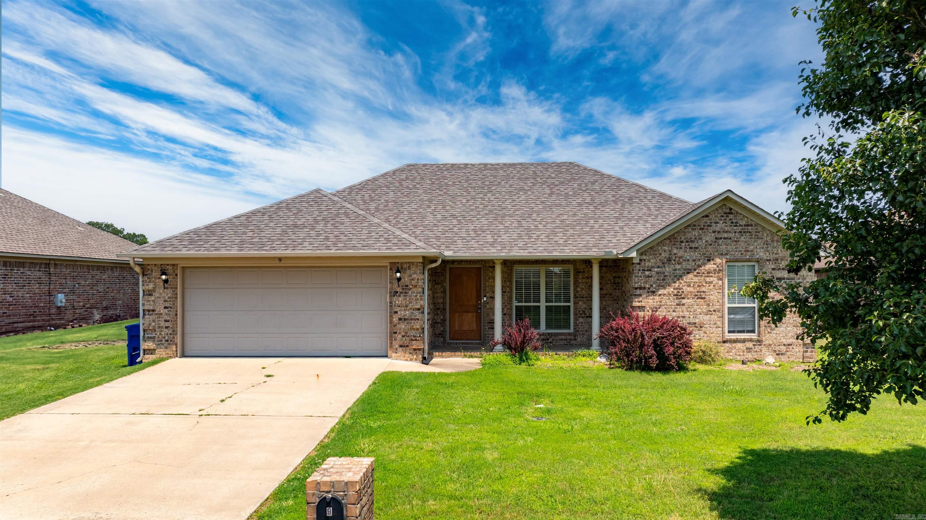 9 Tigers Eye Street Greenbrier, AR 72058