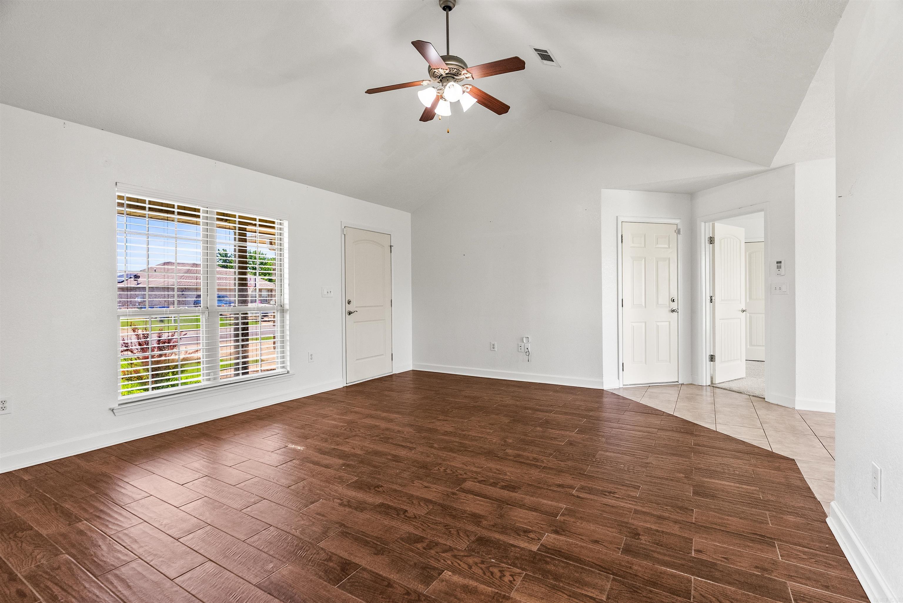 9 Tigers Eye Street Greenbrier, AR 72058