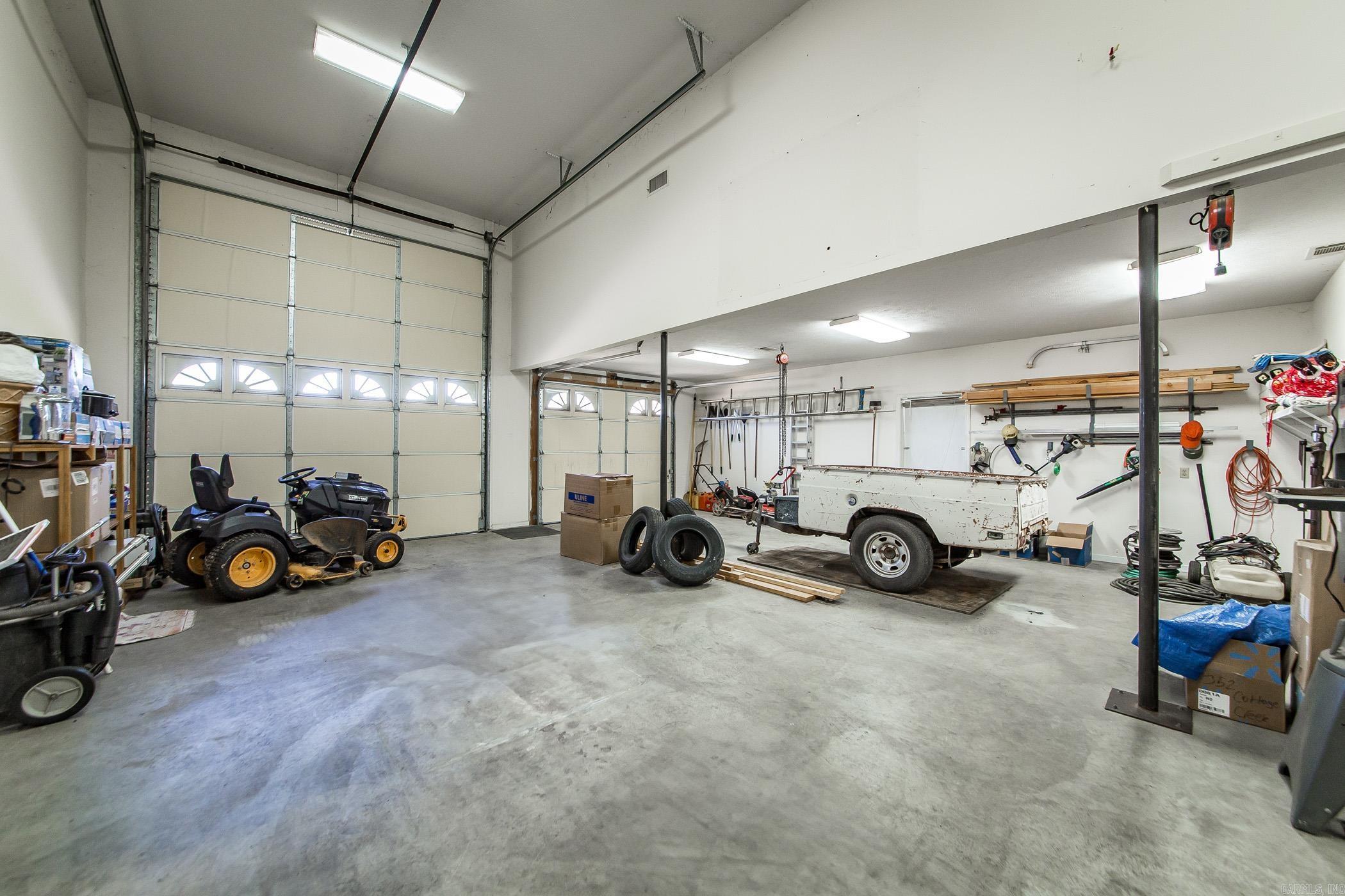 325 Cottage Creek Lane  Bee Branch, AR