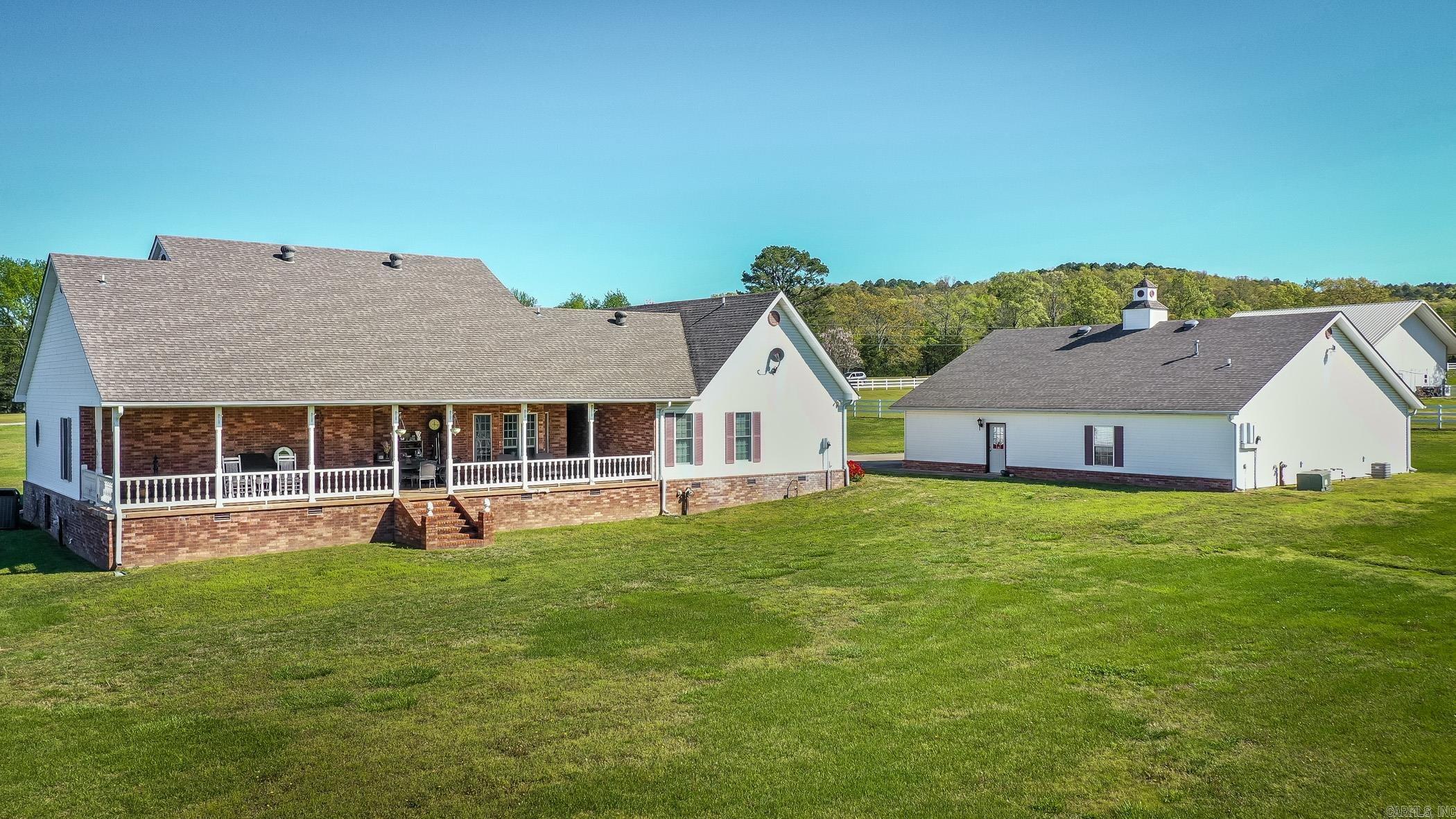 325 Cottage Creek Lane  Bee Branch, AR