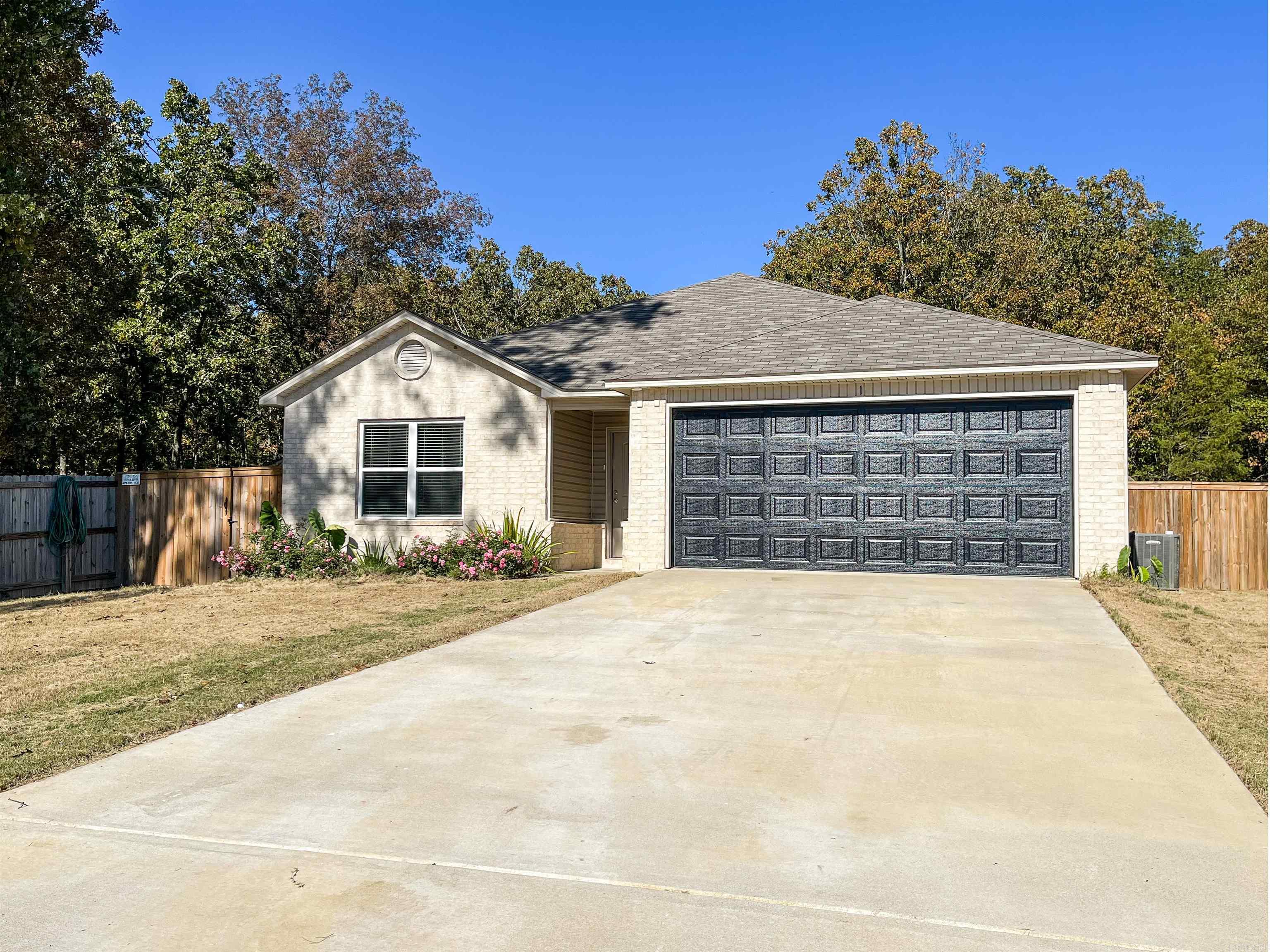 1 Barn Cat Way Conway, AR 72032