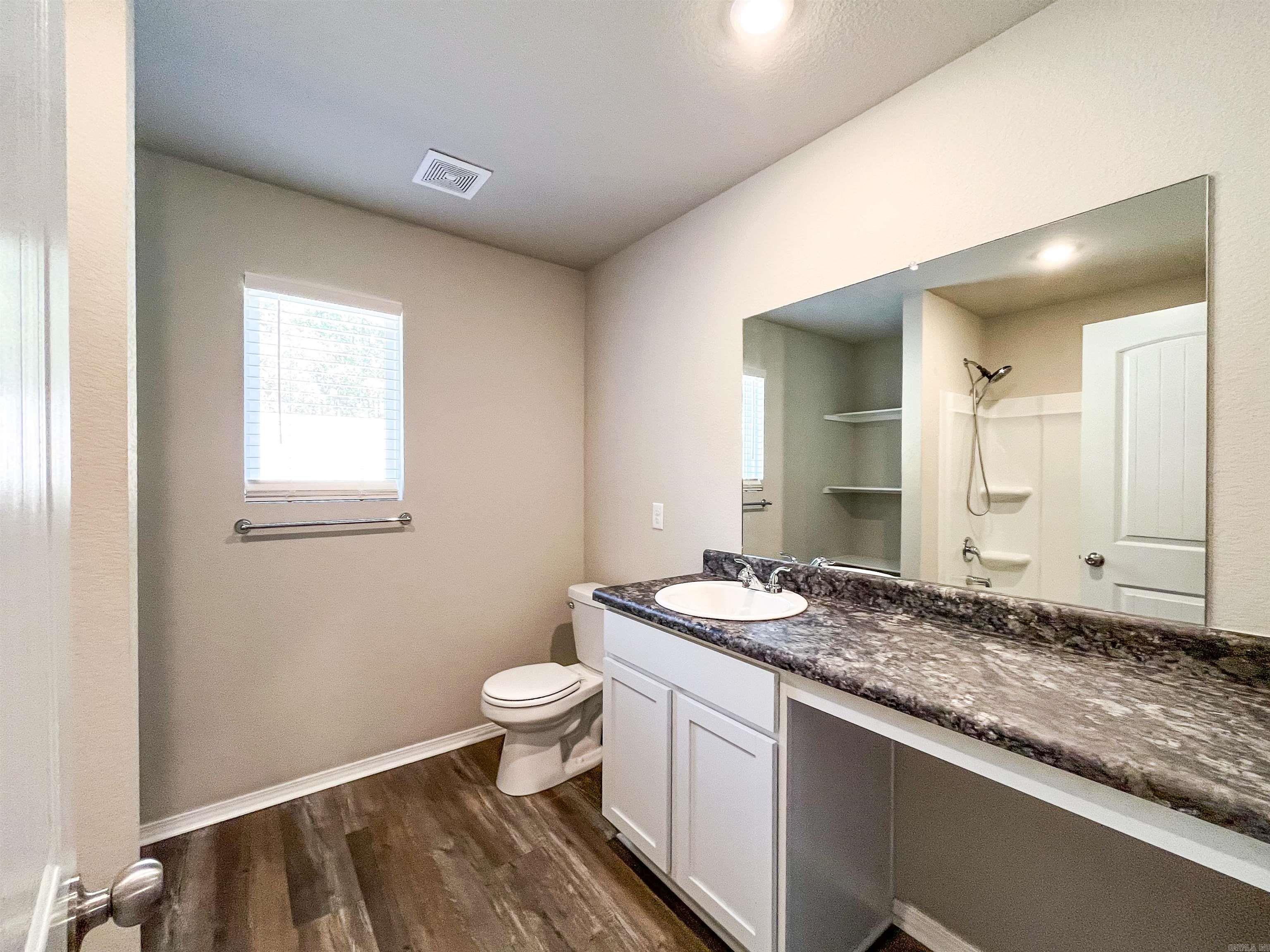 1 Barn Cat Way Conway, AR 72032