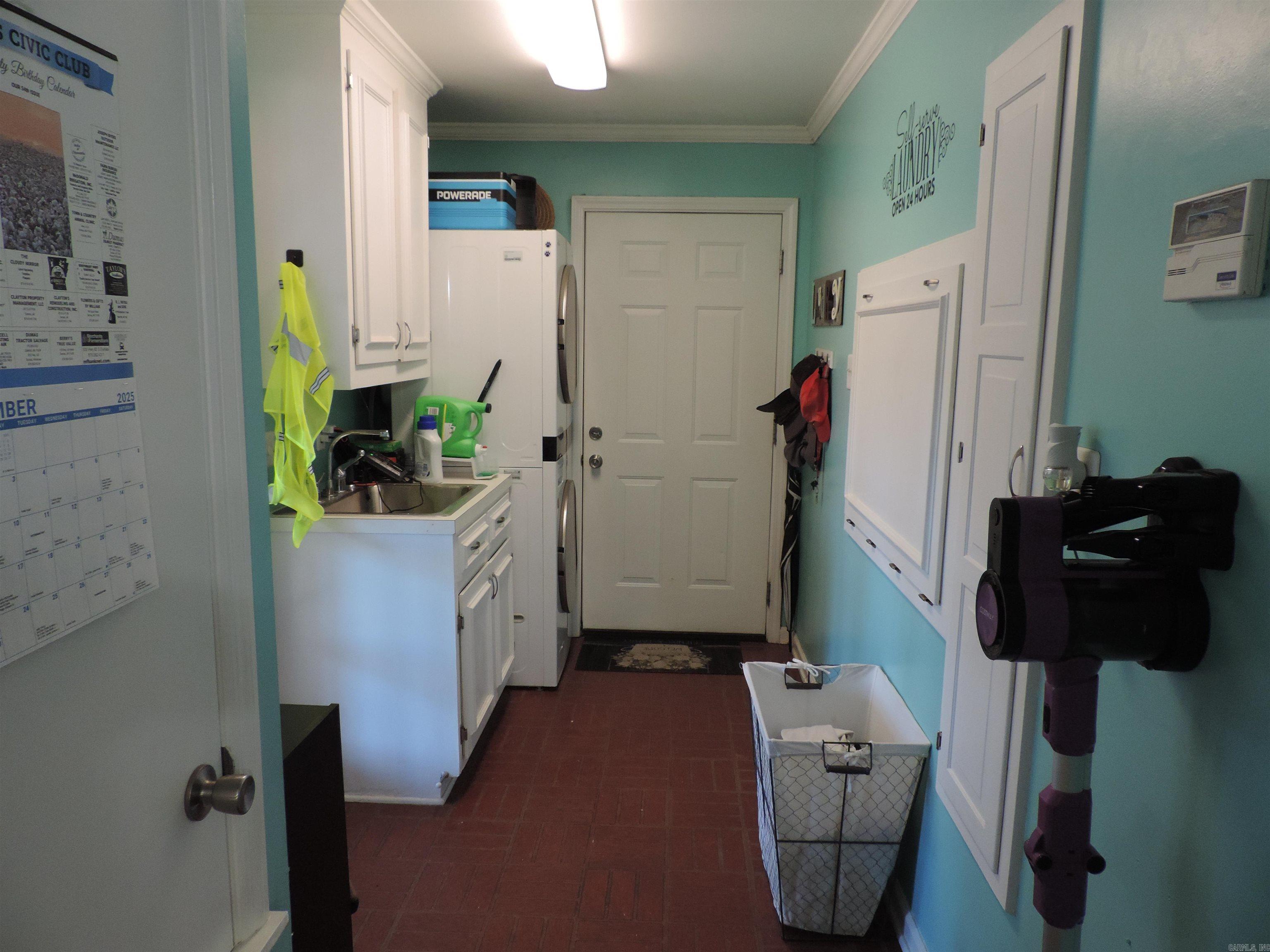 527 S Main  Dumas, AR