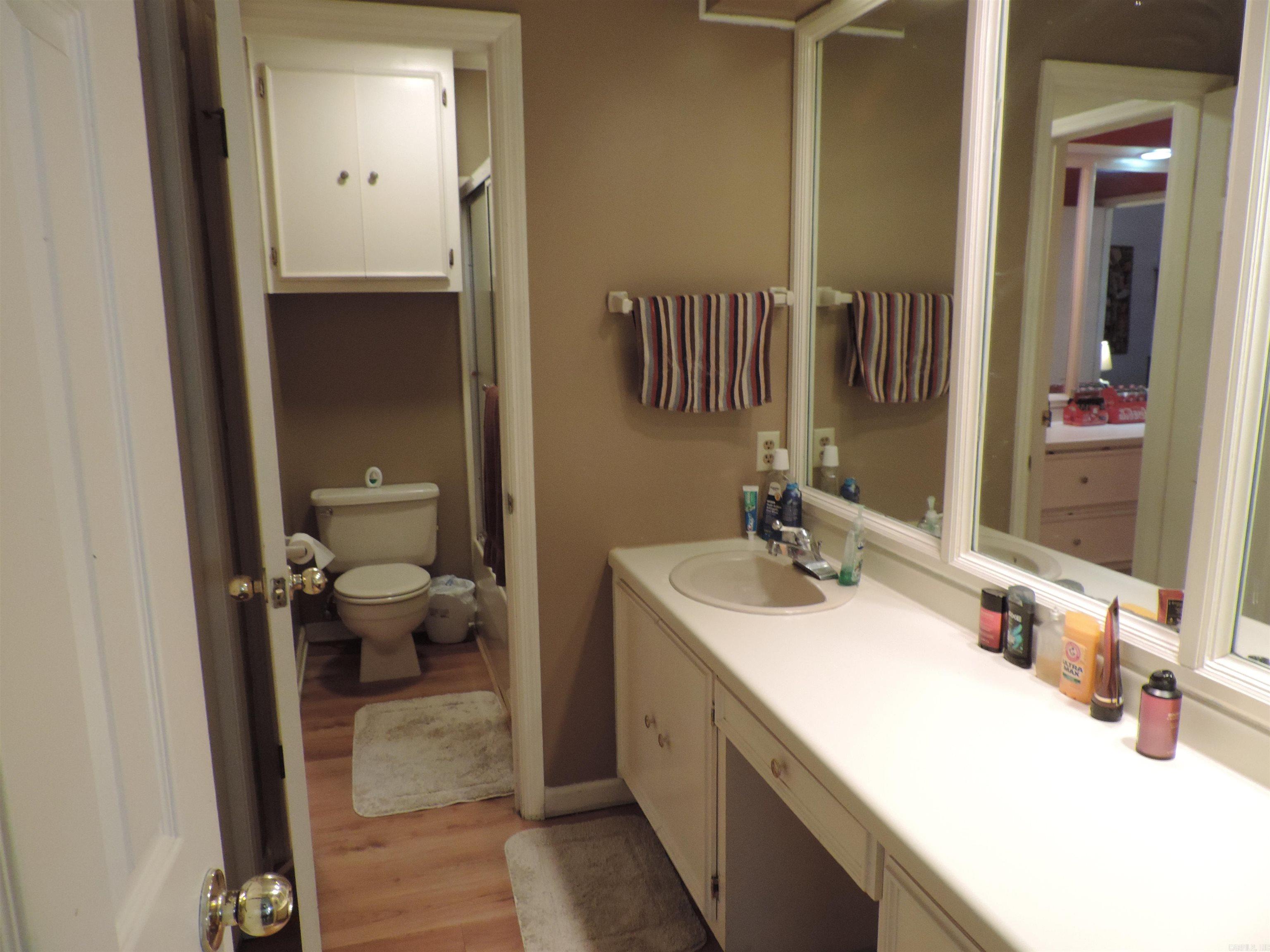 527 S Main  Dumas, AR