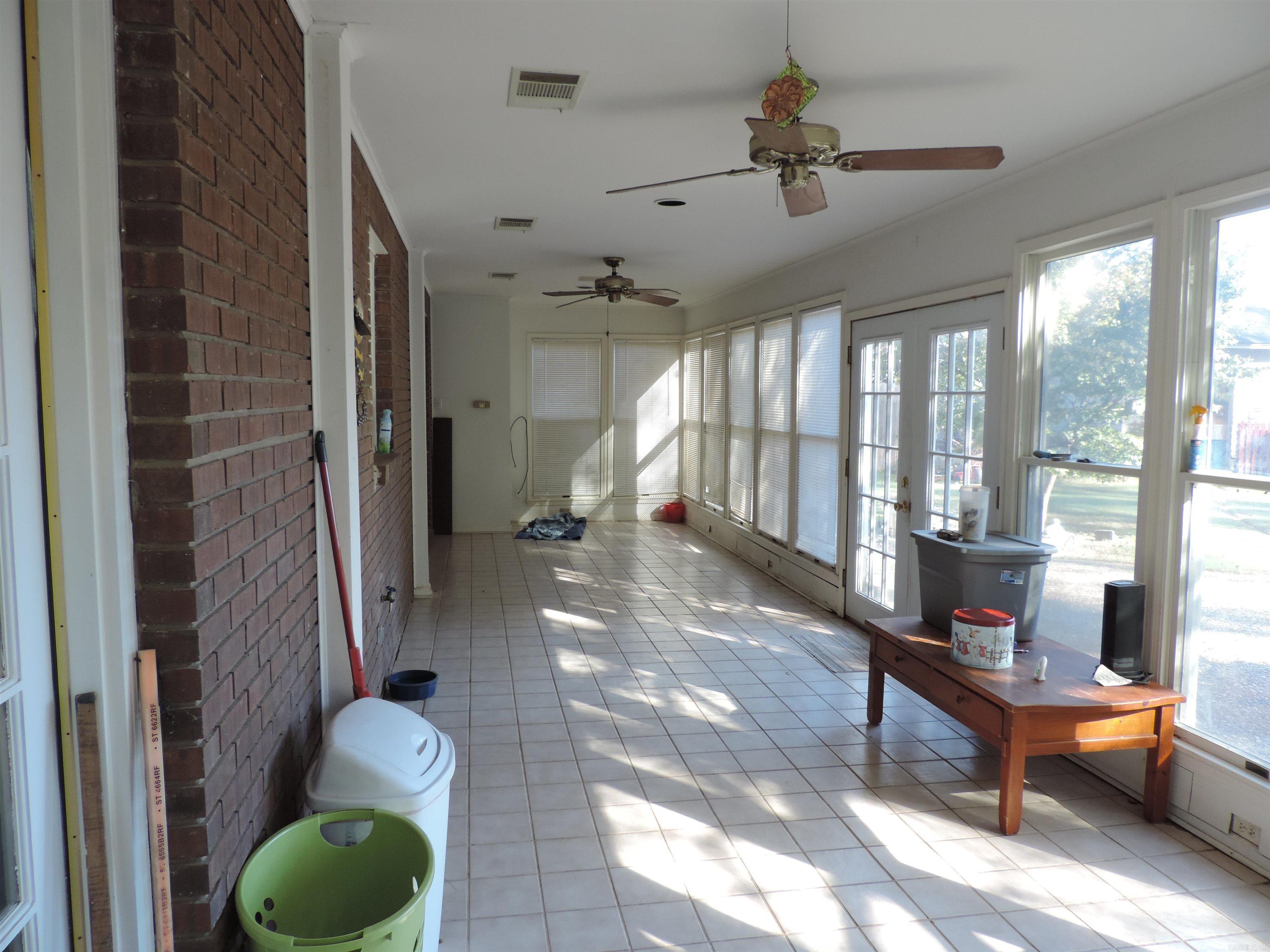 527 S Main  Dumas, AR