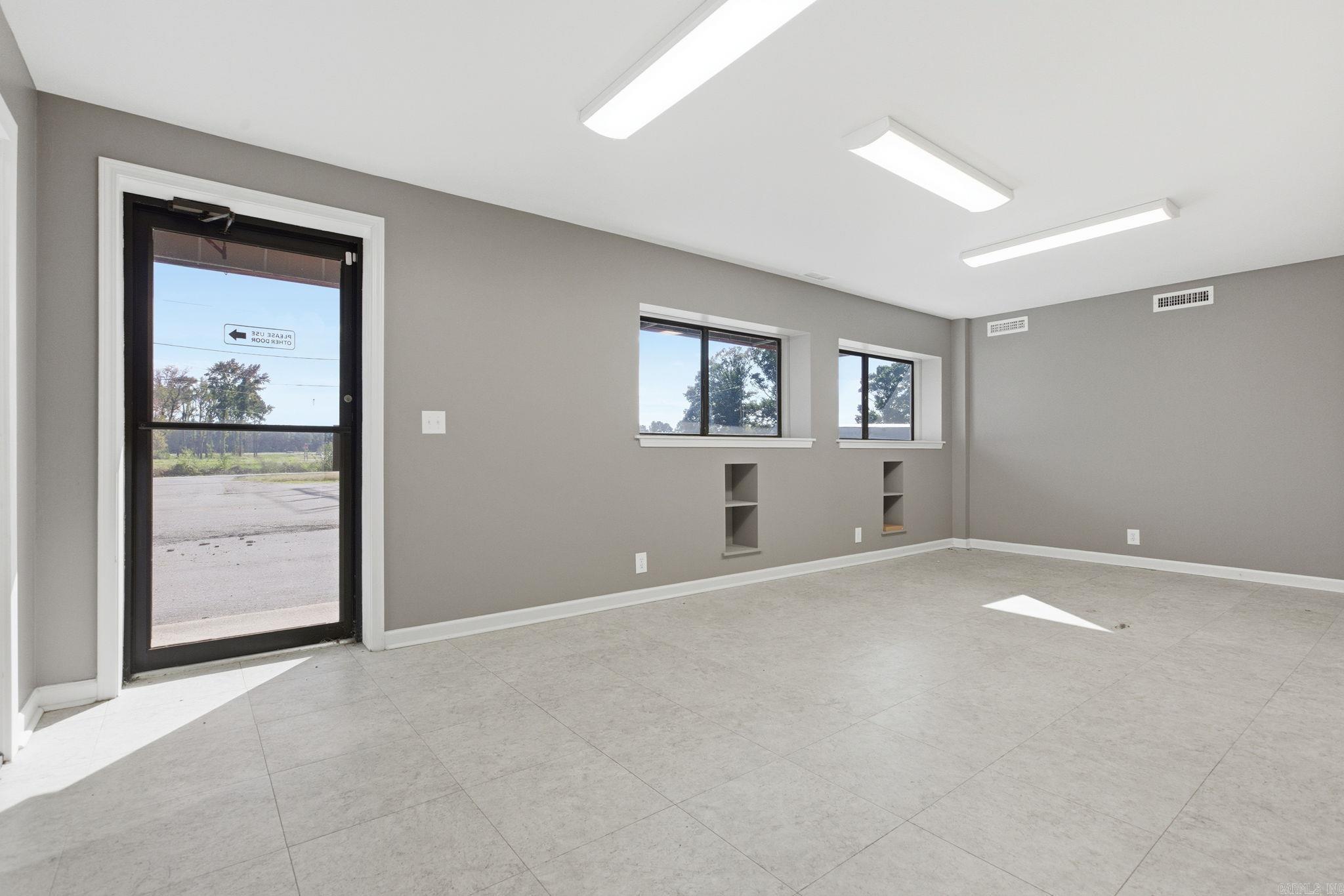 207 Campbell Dr  Beebe, AR