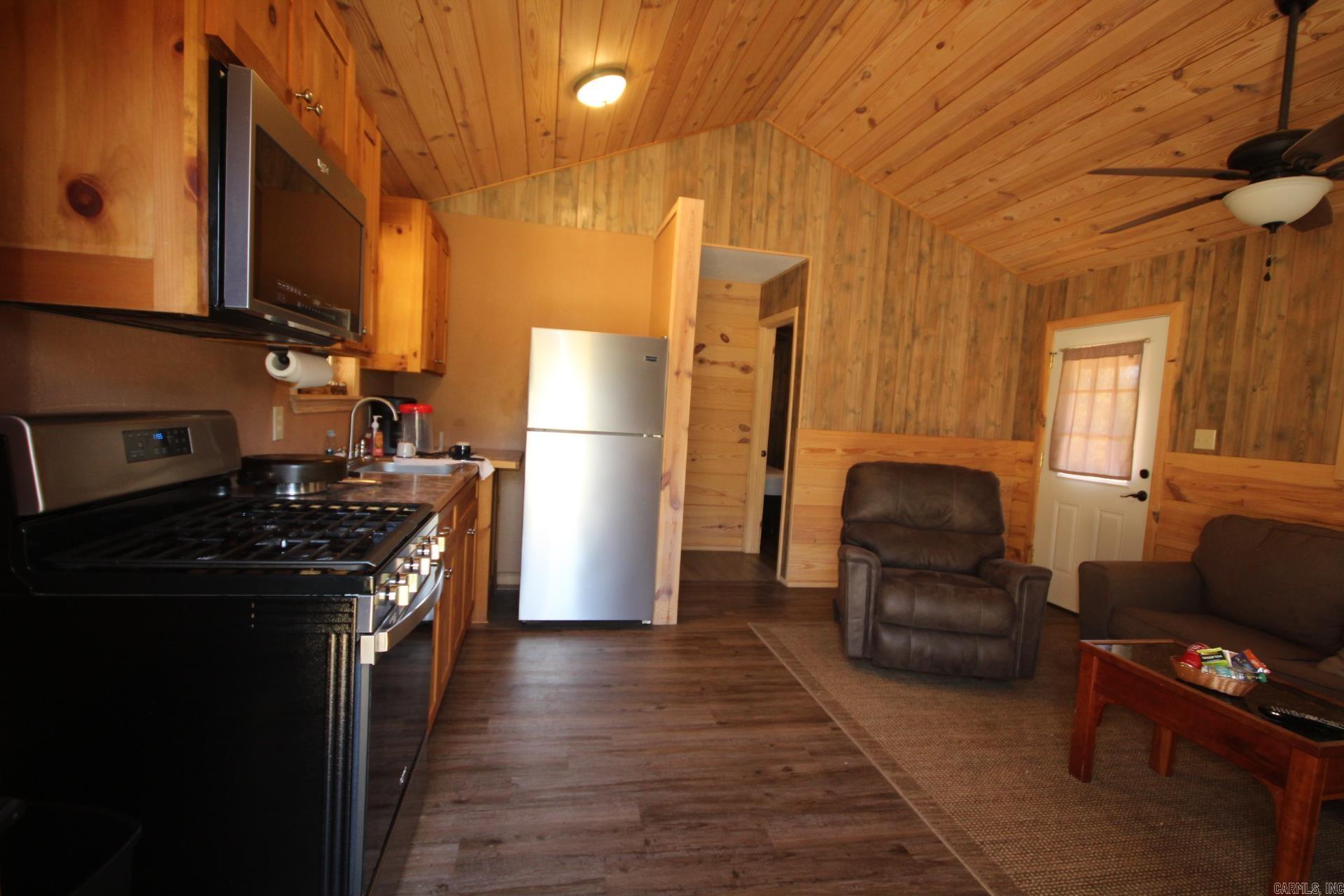 3880 W Hwy. 70  Daisy, AR