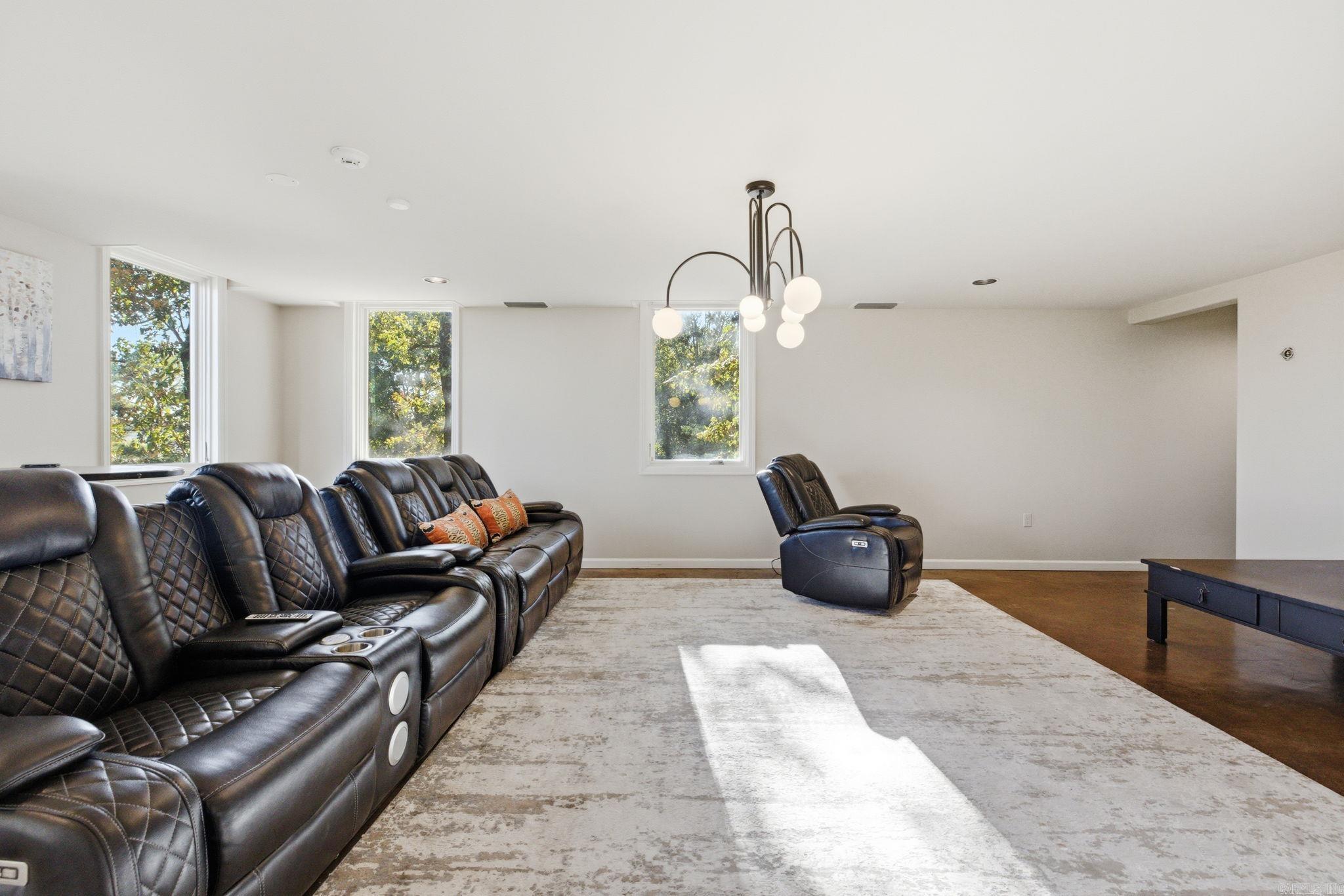 6601 Rivermist Pt North Little Rock, AR 72118