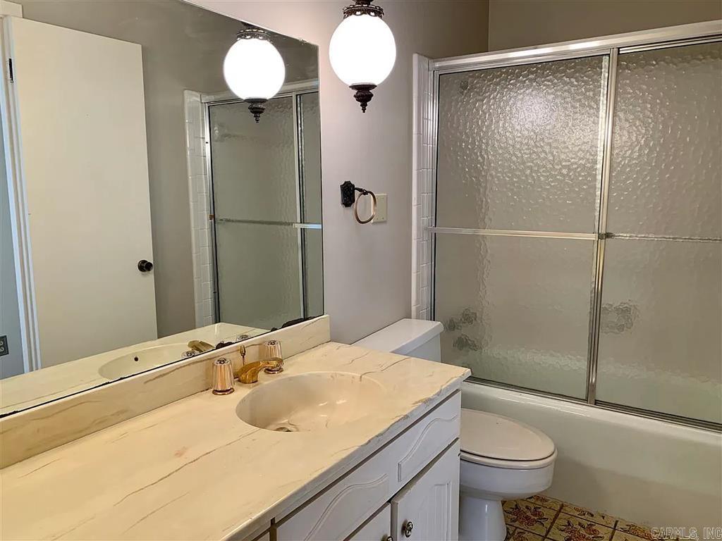 6106 Sage Brush Ave. Texarkana, TX 75503