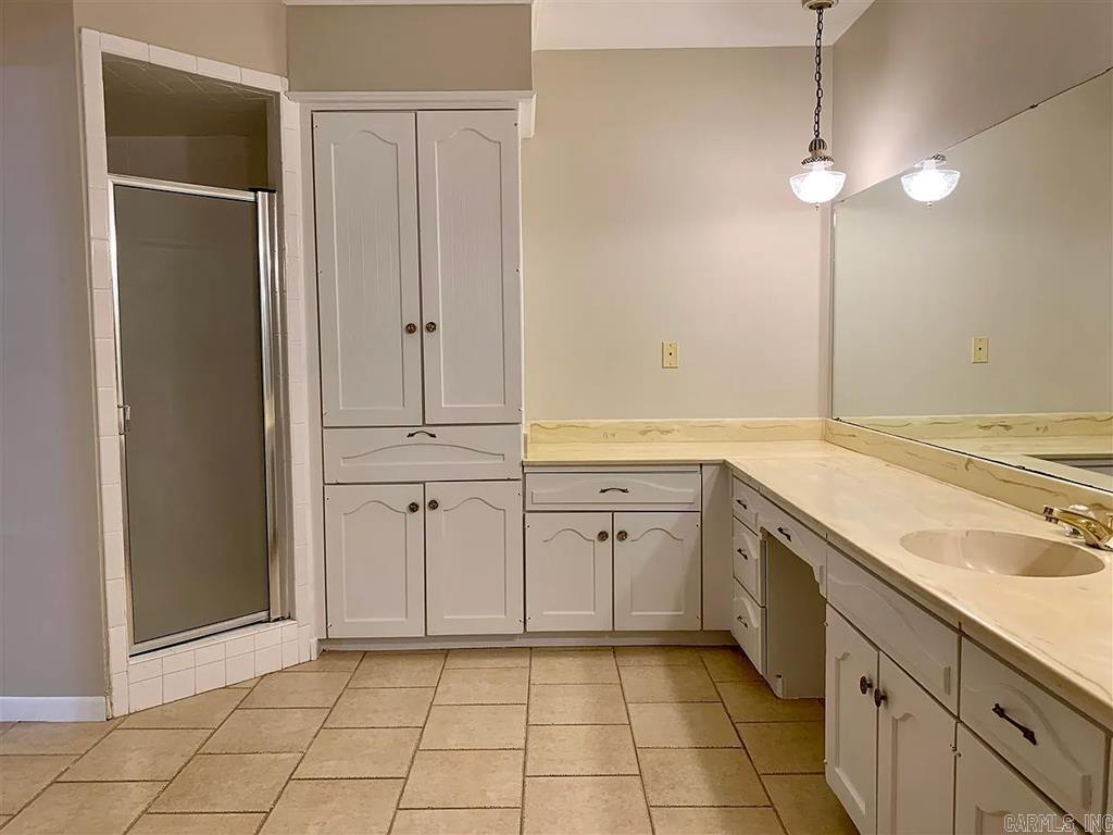 6106 Sage Brush Ave. Texarkana, TX 75503