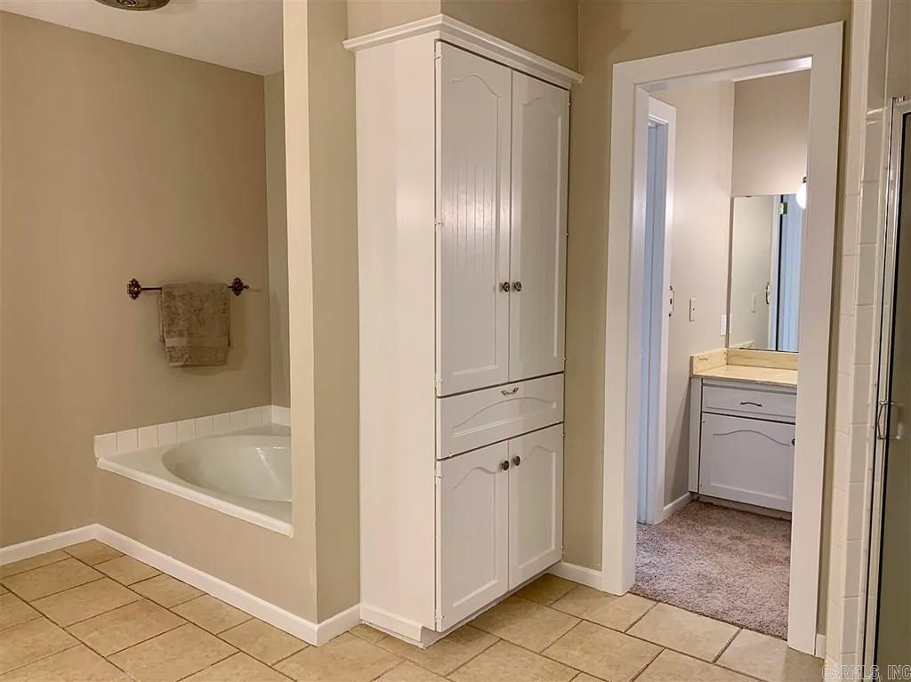 6106 Sage Brush Ave. Texarkana, TX 75503