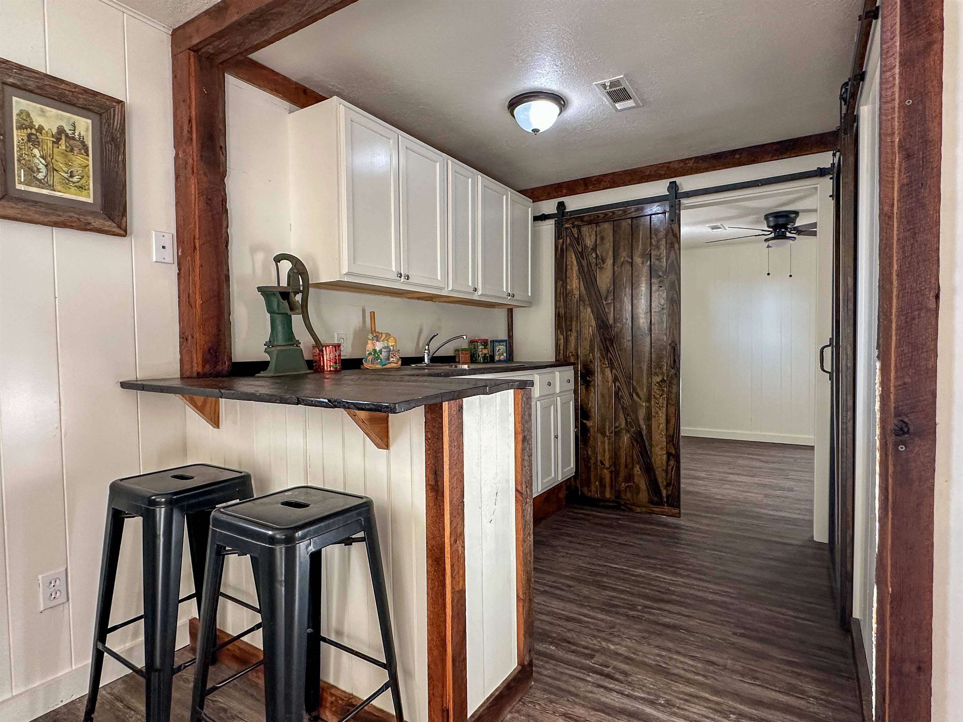 1506 E Emerald Cove  Horseshoe Bend, AR