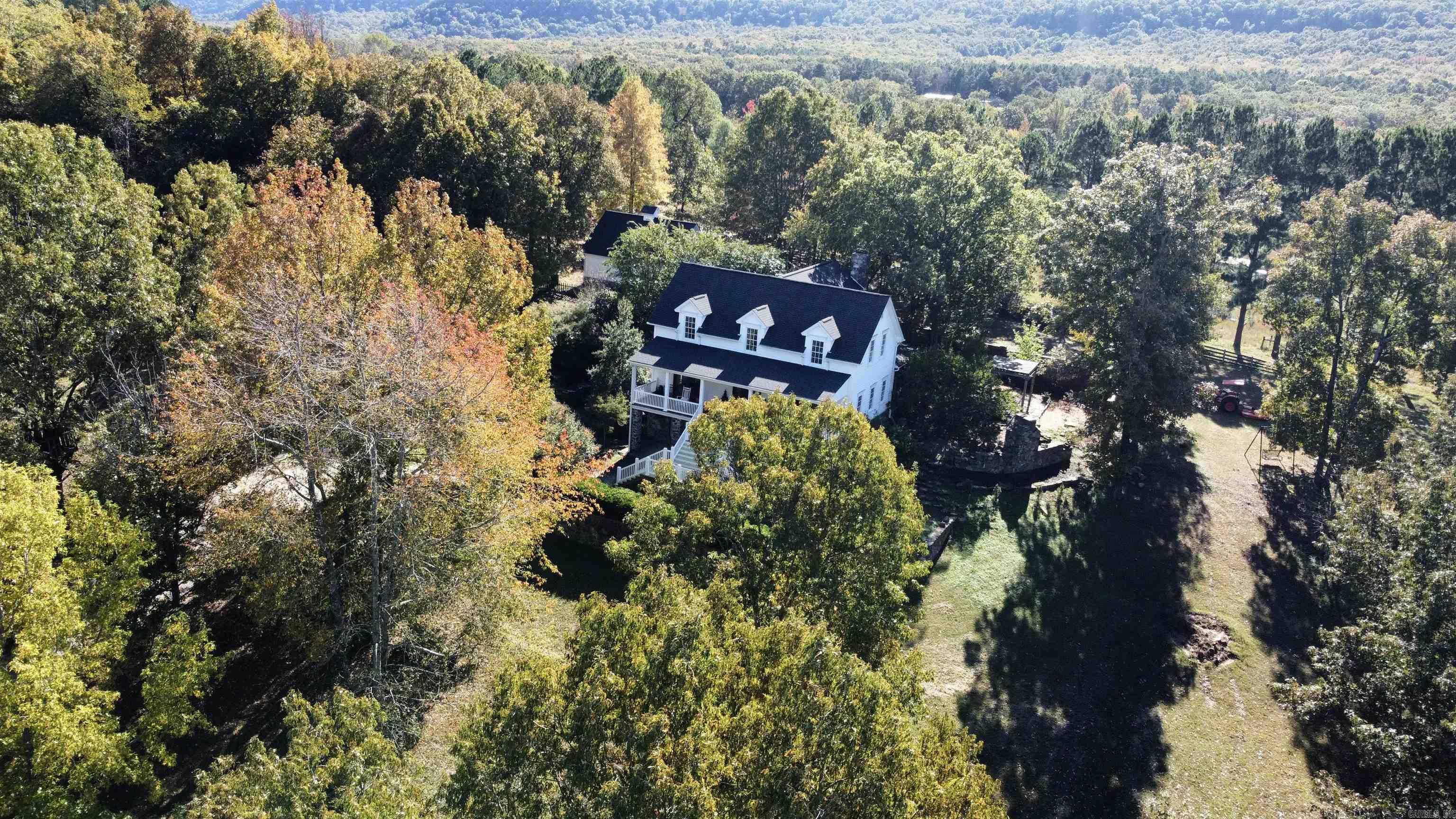 260 Darien Lane  Mountain View, AR