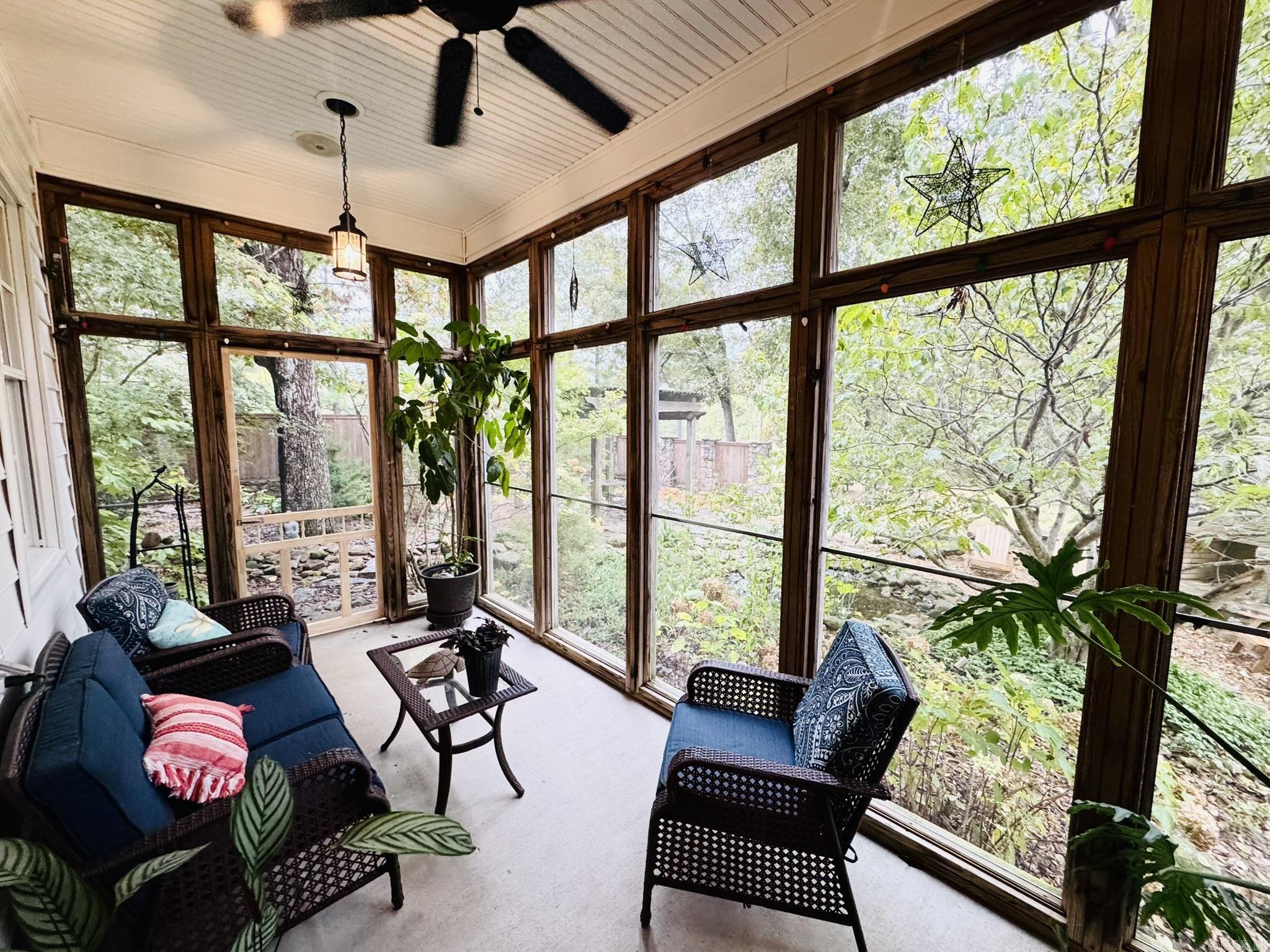 260 Darien Lane  Mountain View, AR