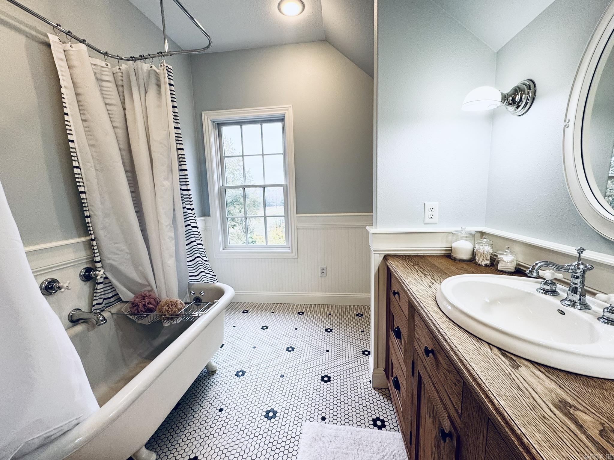 260 Darien Lane  Mountain View, AR