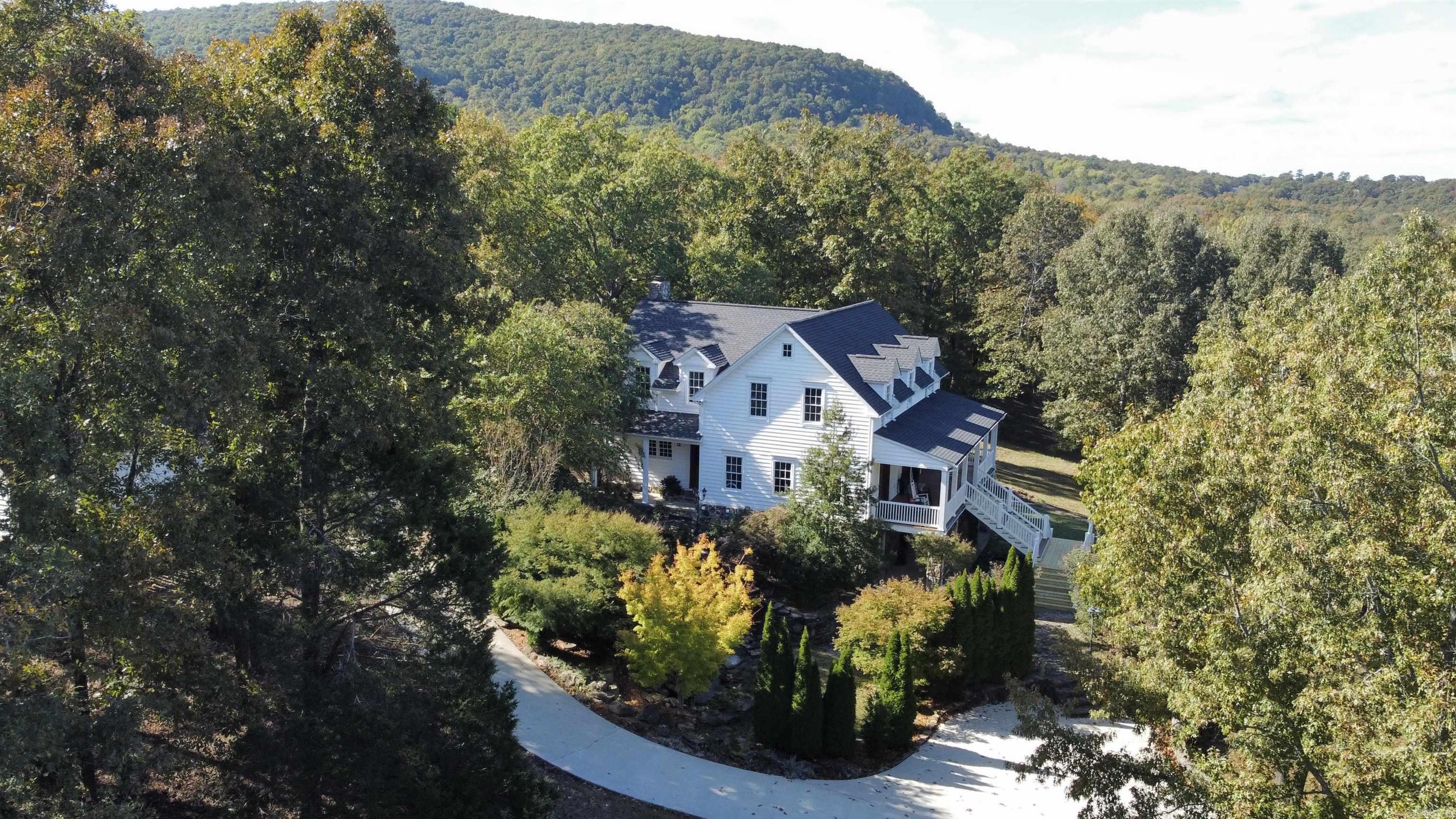 260 Darien Lane  Mountain View, AR