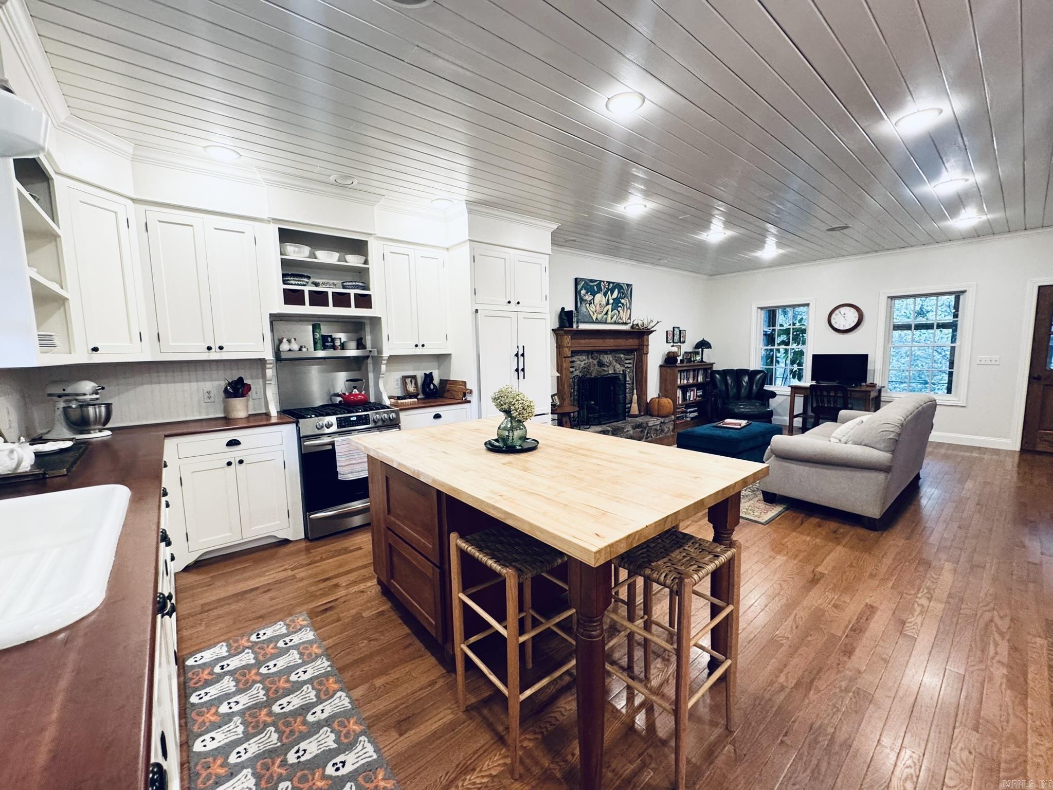 260 Darien Lane  Mountain View, AR