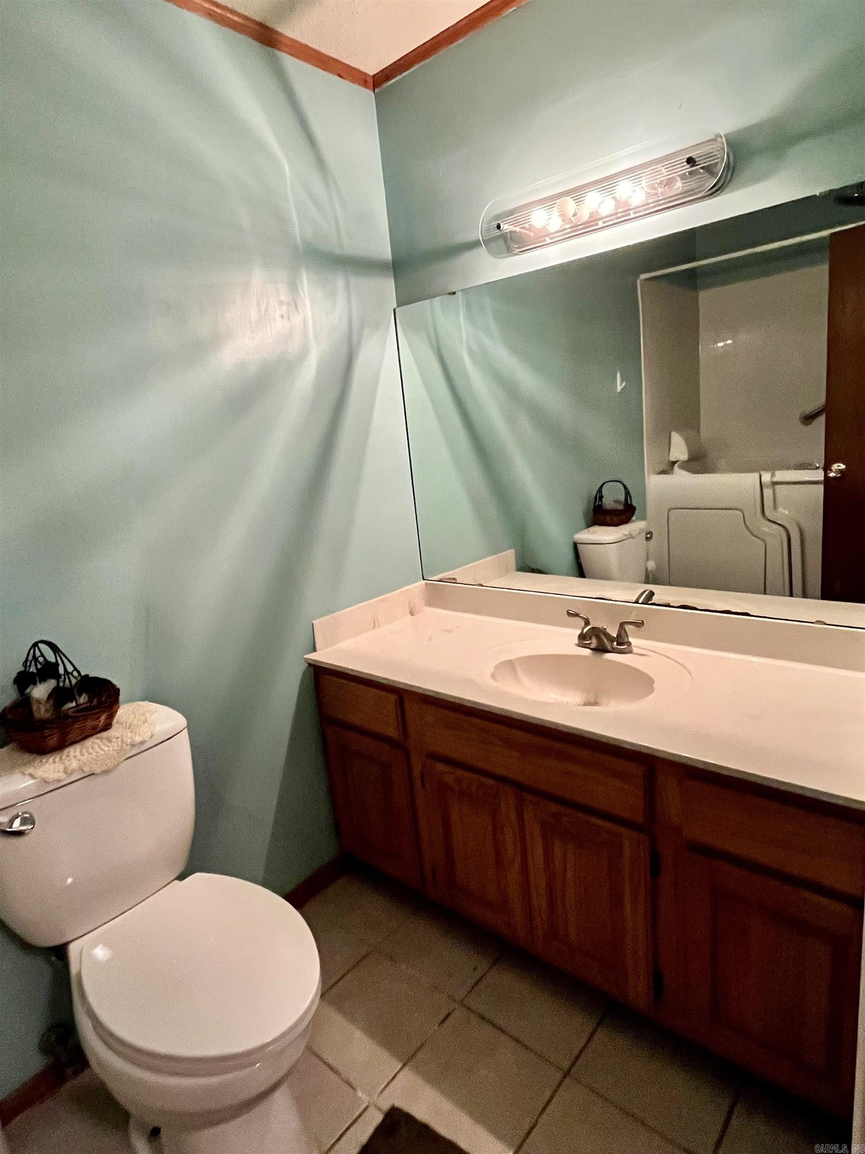 2540 Lakeside Drive Drive Benton, AR 72019