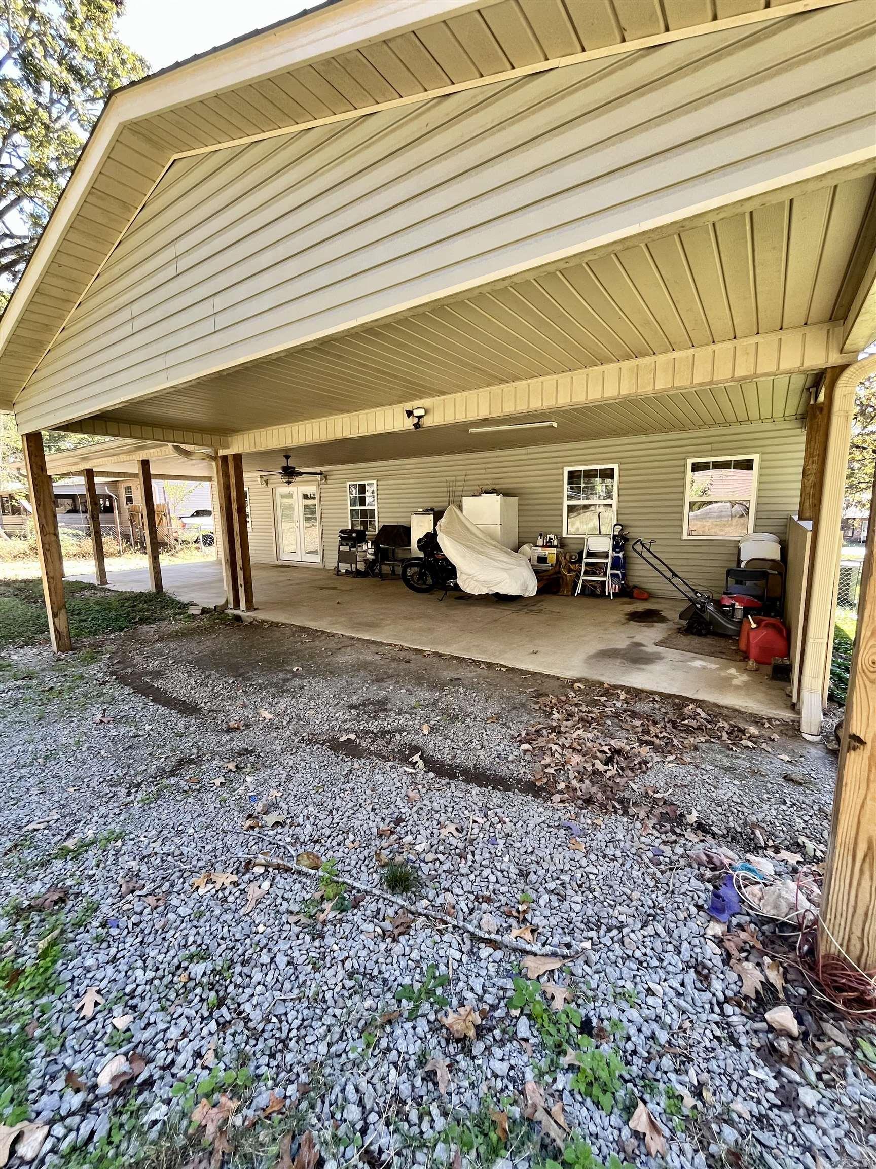 2540 Lakeside Drive Drive Benton, AR 72019