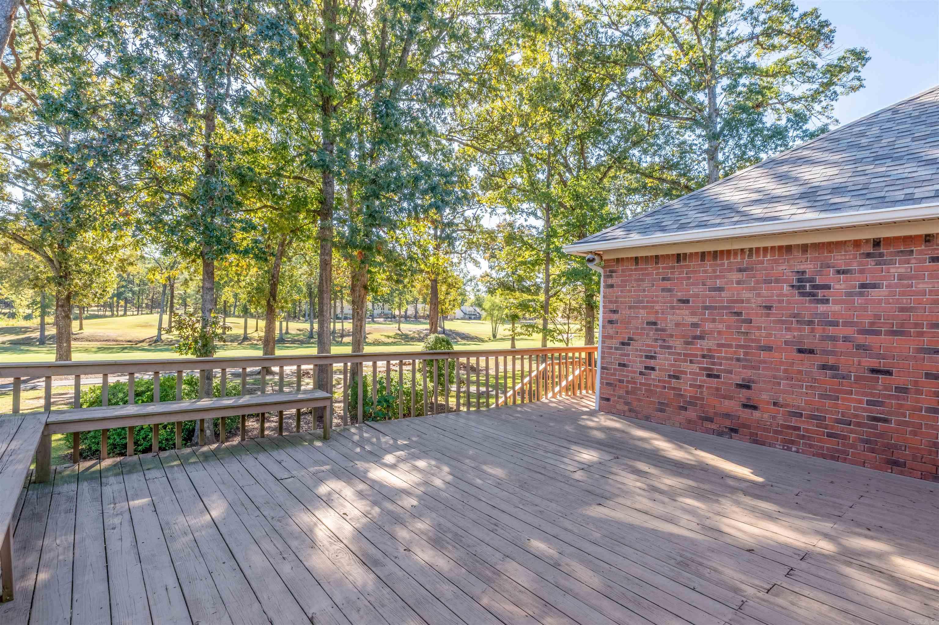 16 Masters Place Drive Maumelle, AR 72113