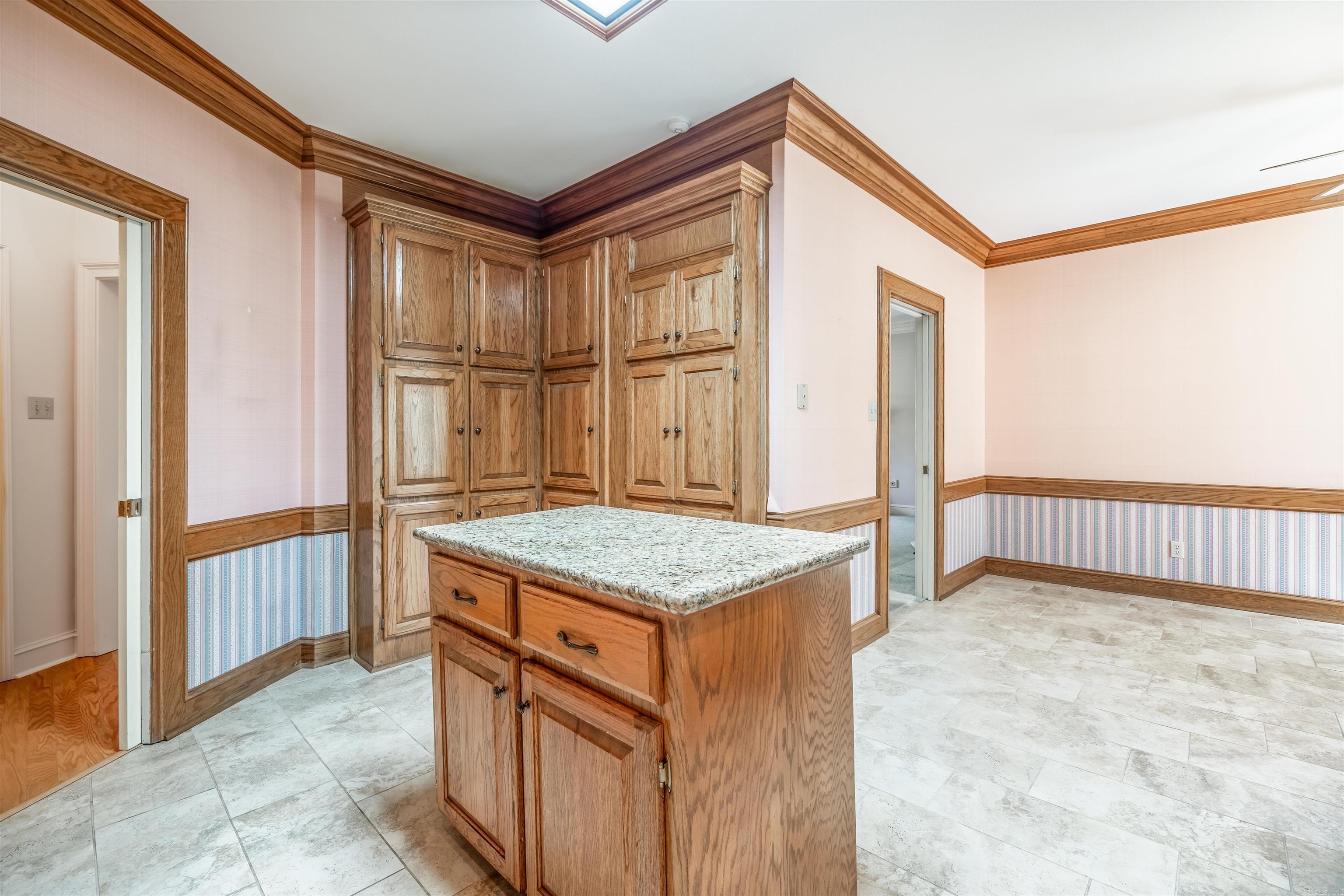 16 Masters Place Drive Maumelle, AR 72113