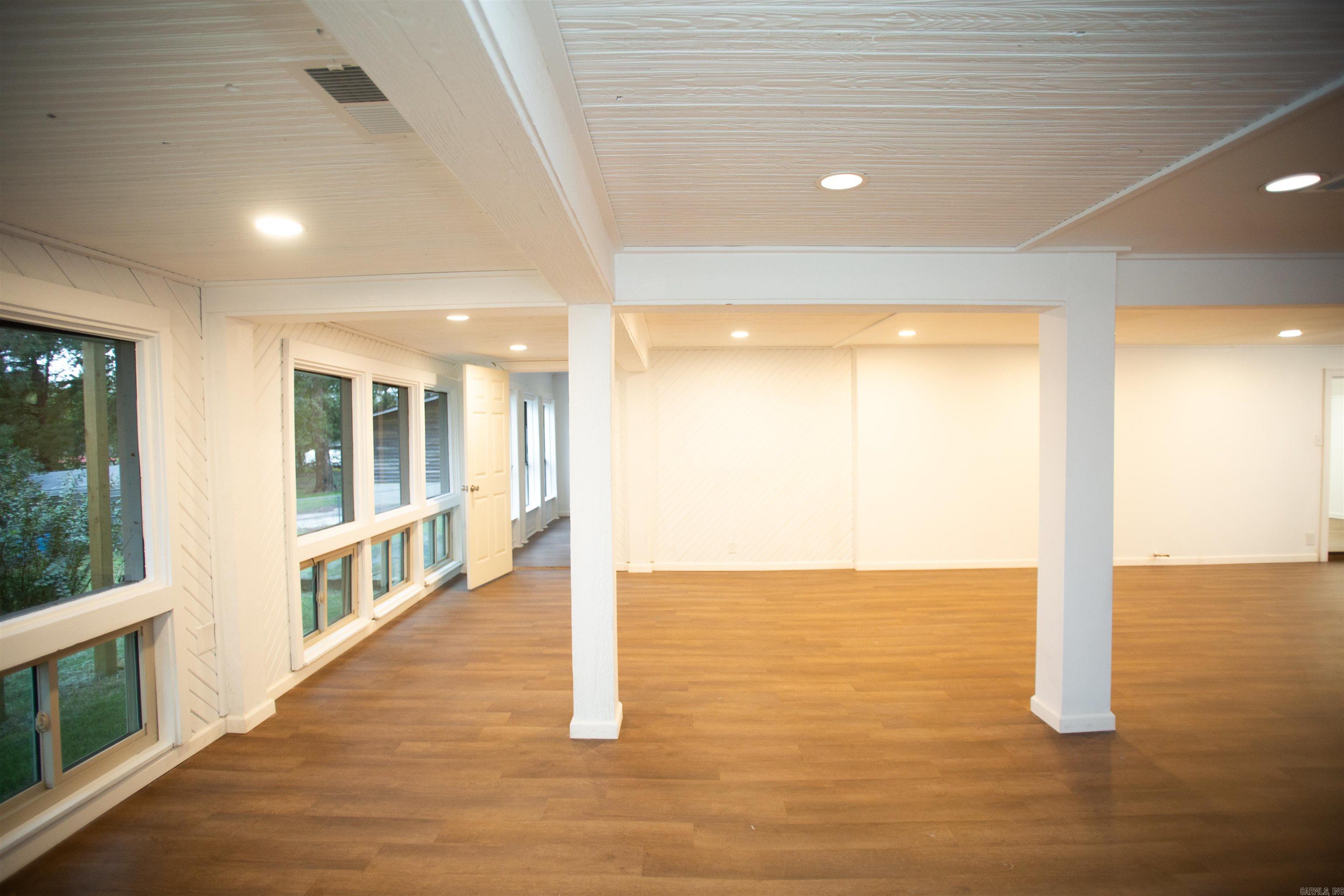 13118 Old River  Scott, AR