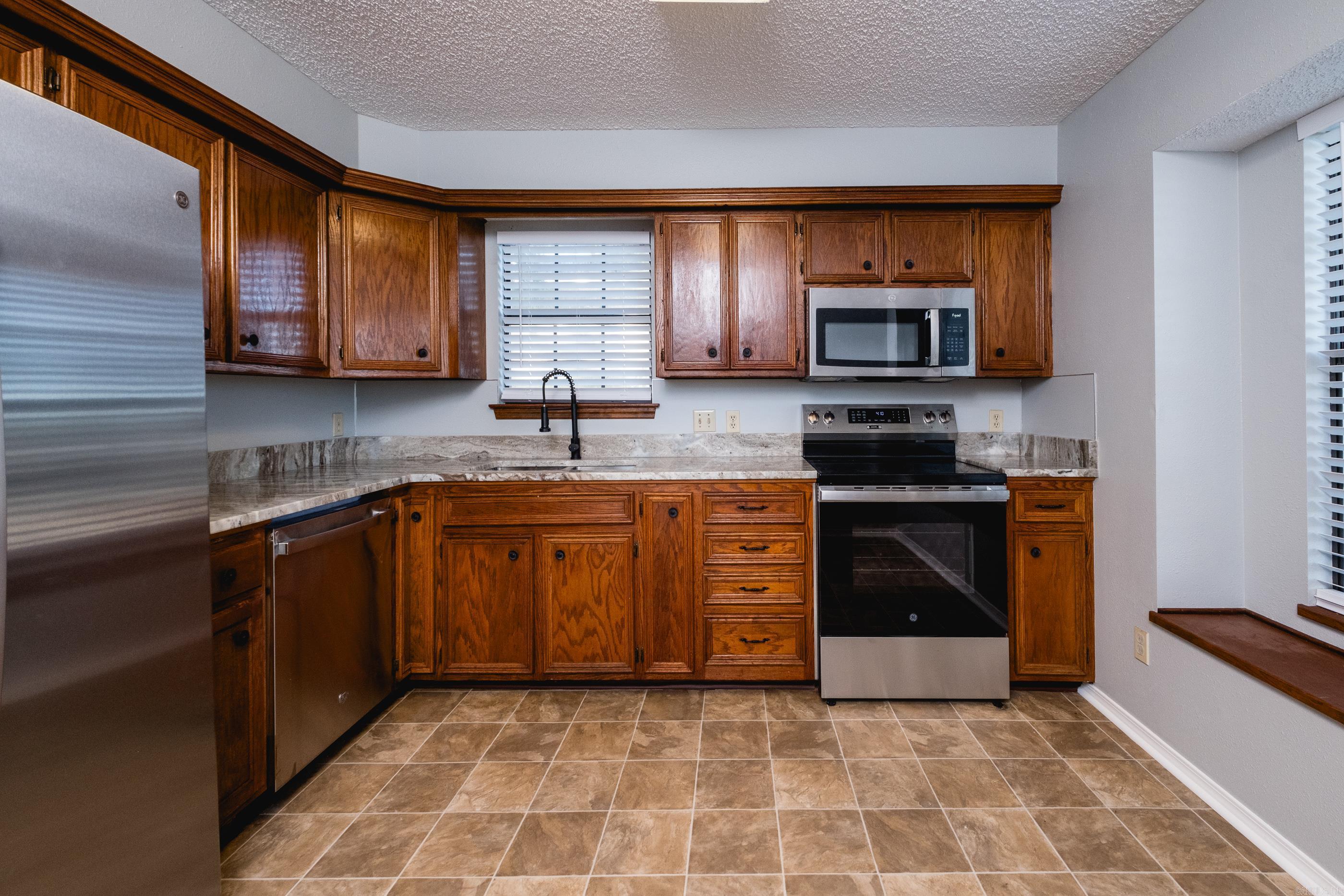 78 Laver Circle Little Rock, AR 72210