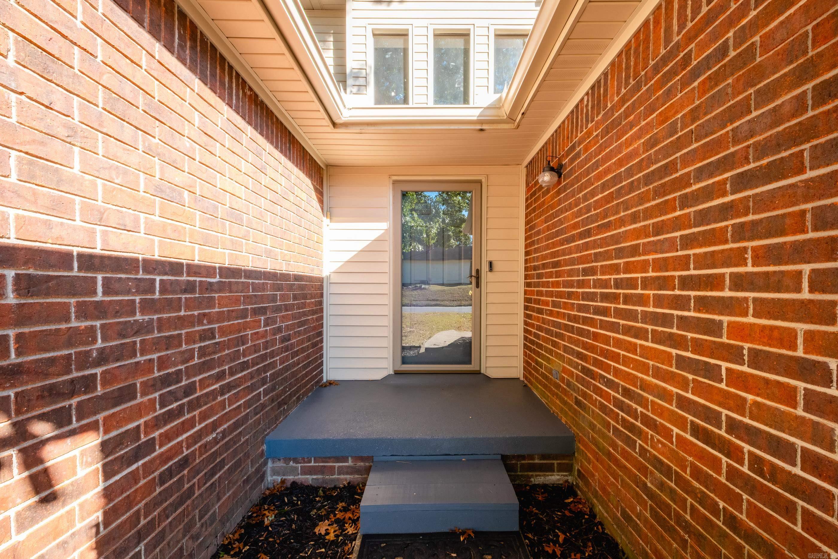 78 Laver Circle Little Rock, AR 72210