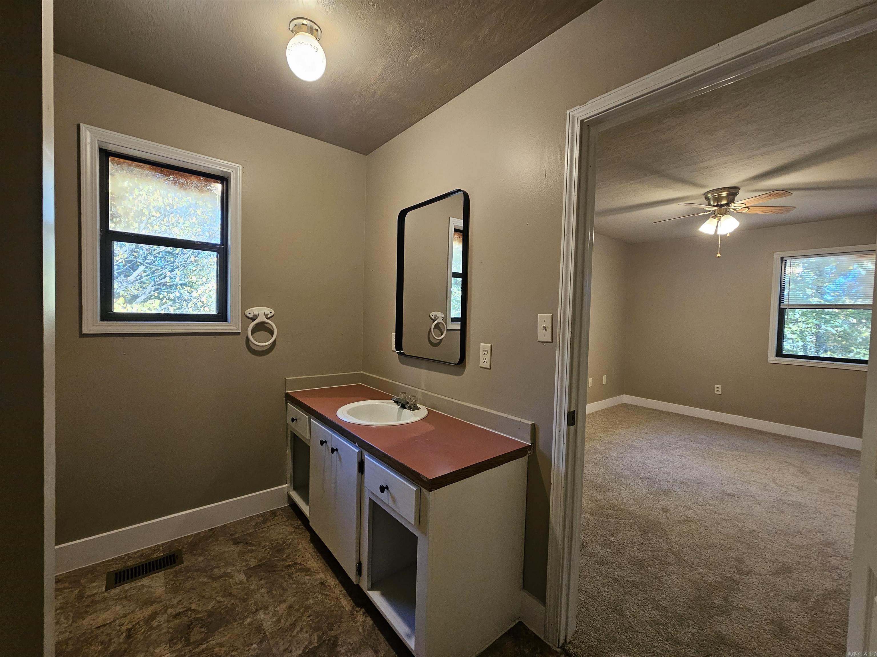 234 N Ridgeway Way Marshall, AR 72650