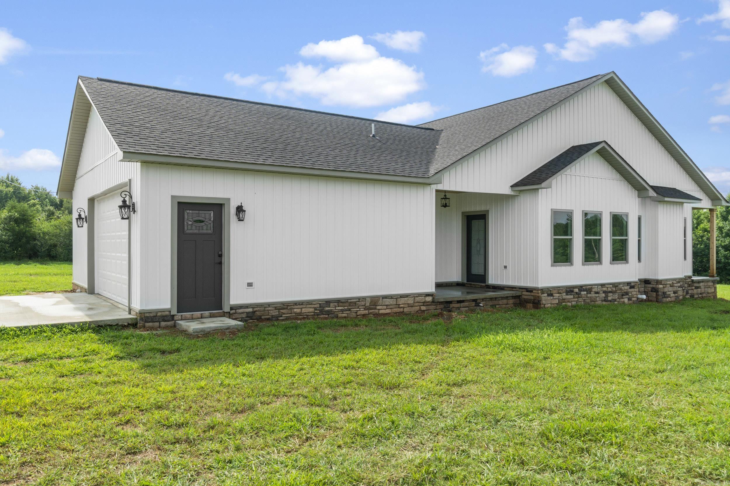 119 Earnie Atkins Rd. Pangburn, AR 72121