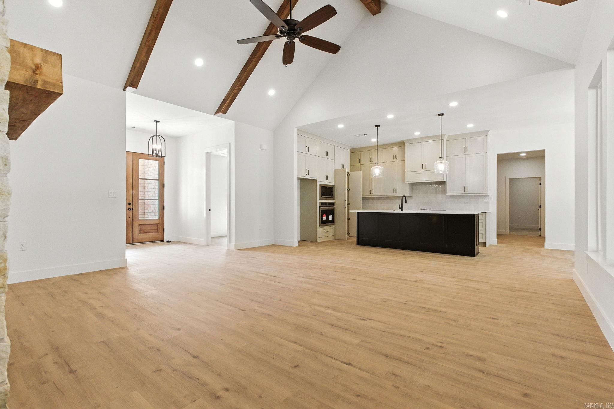 301 Abrielle Lane Benton, AR 72015-0000