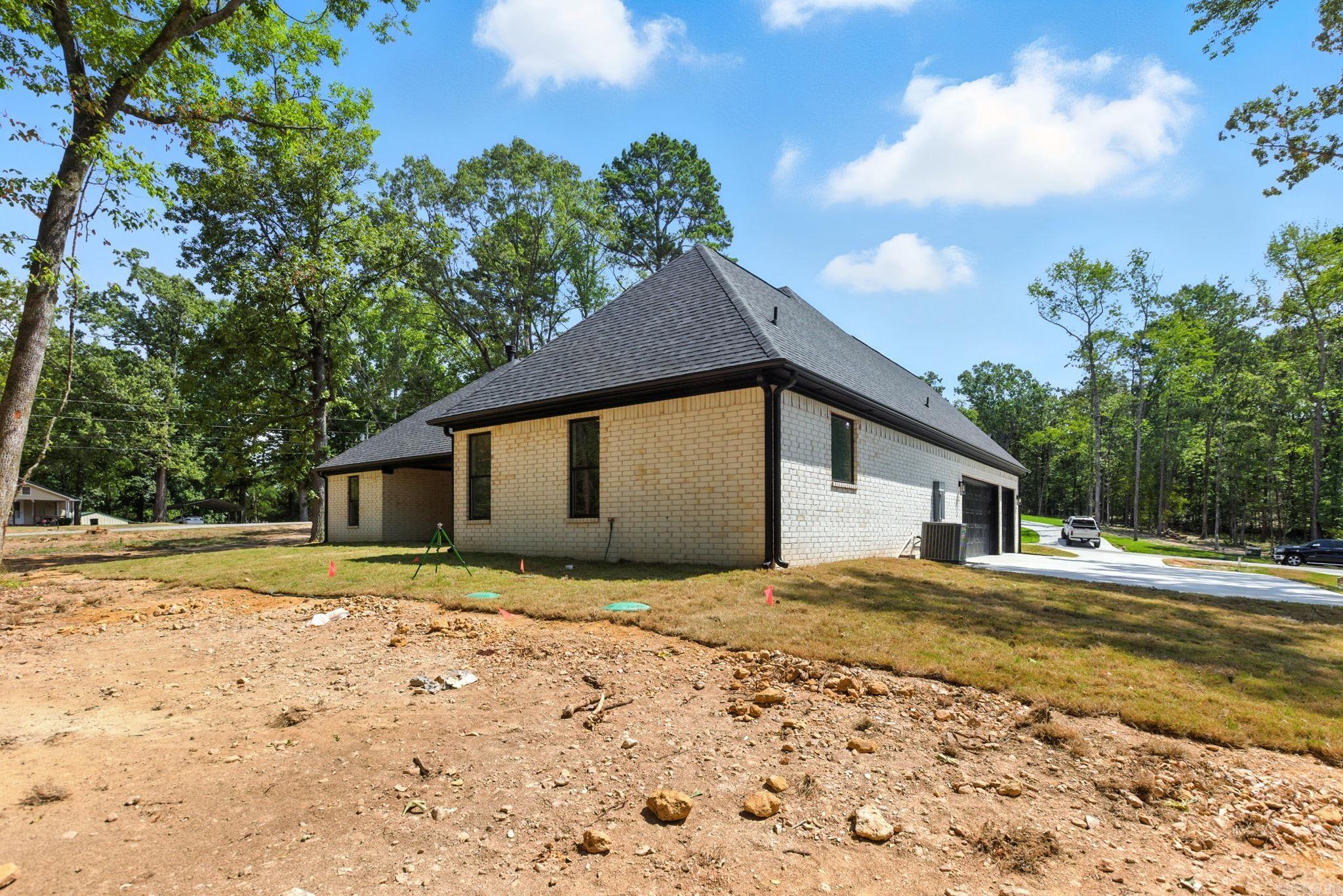 301 Abrielle Lane Benton, AR 72015-0000