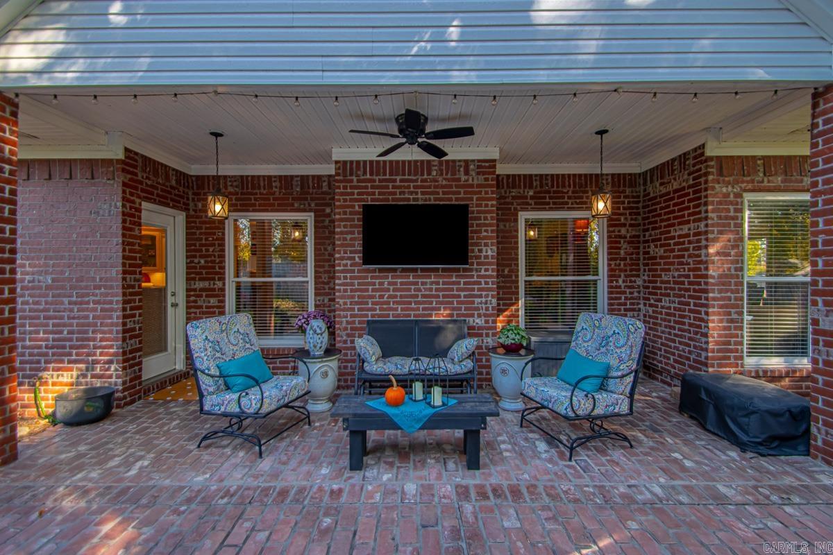 5805 Westminster Benton, AR 72019