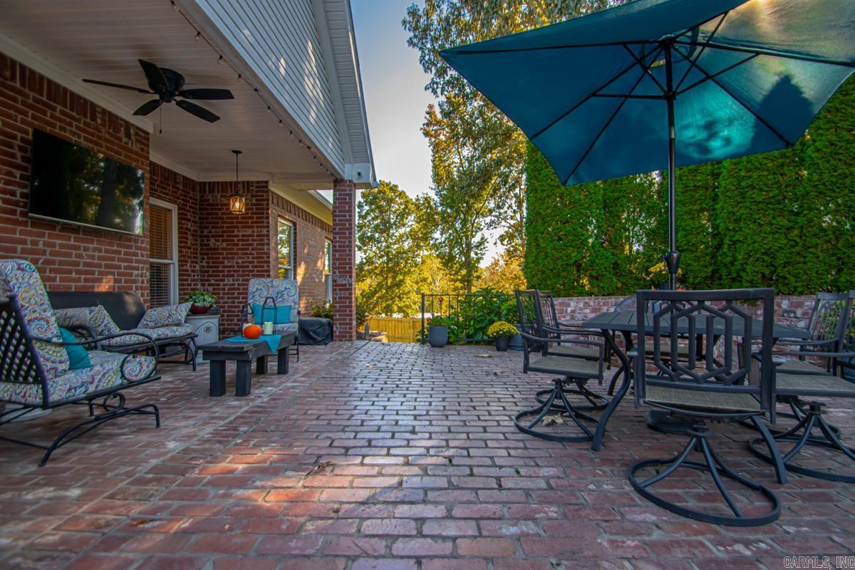 5805 Westminster Benton, AR 72019