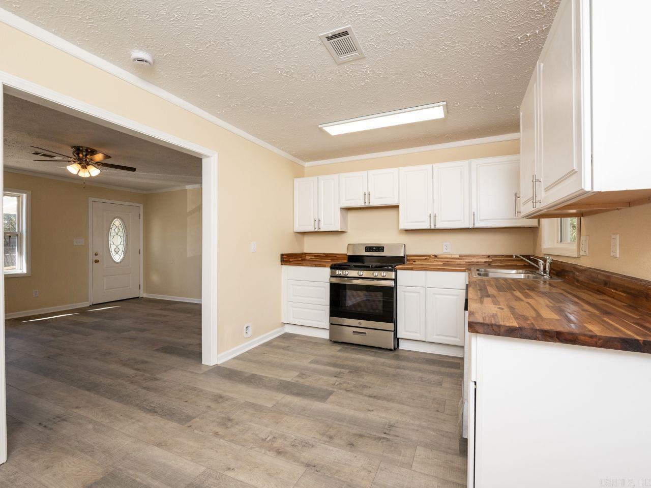 315 S Cherokee  Morrilton, AR