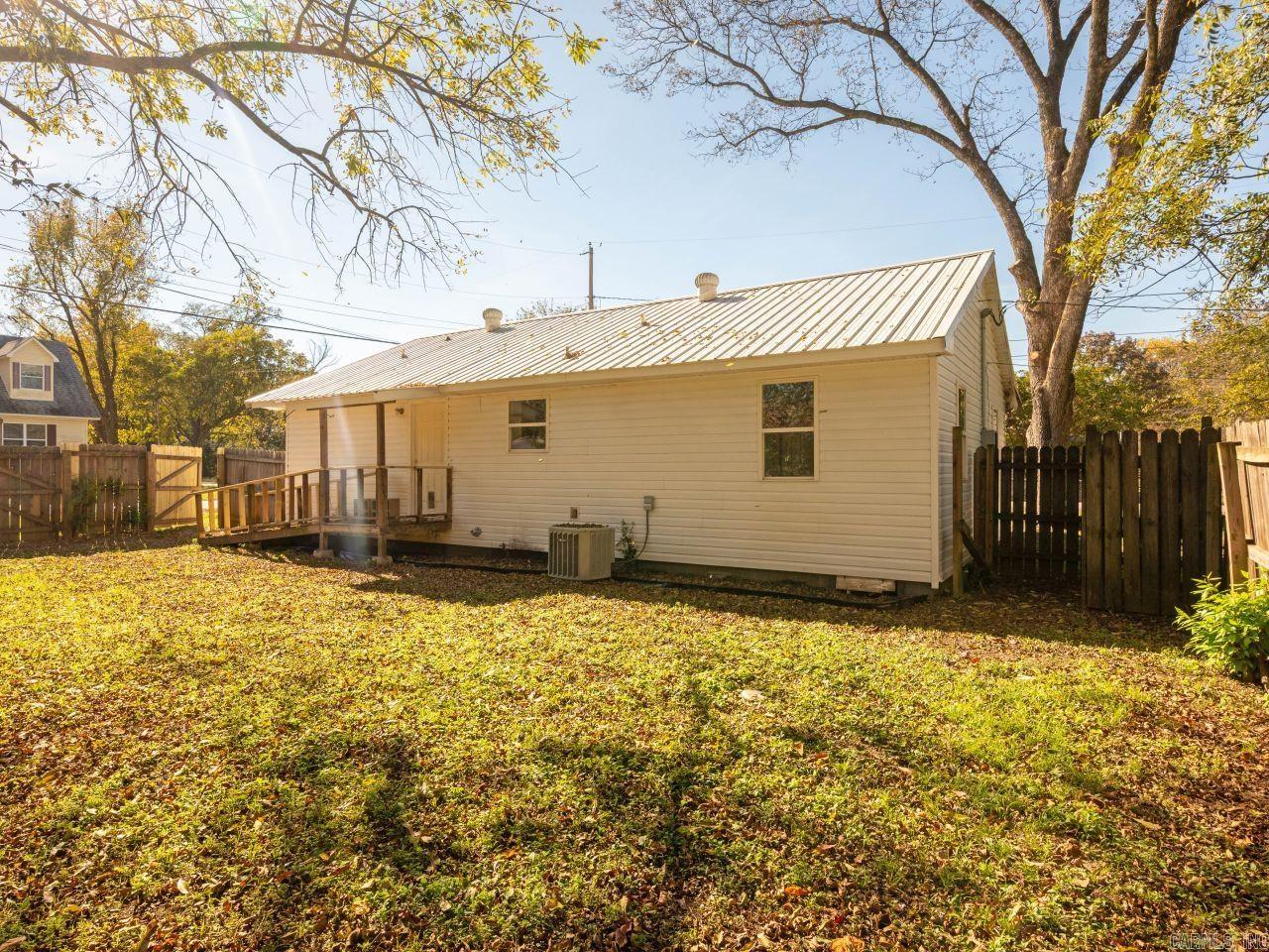 315 S Cherokee  Morrilton, AR