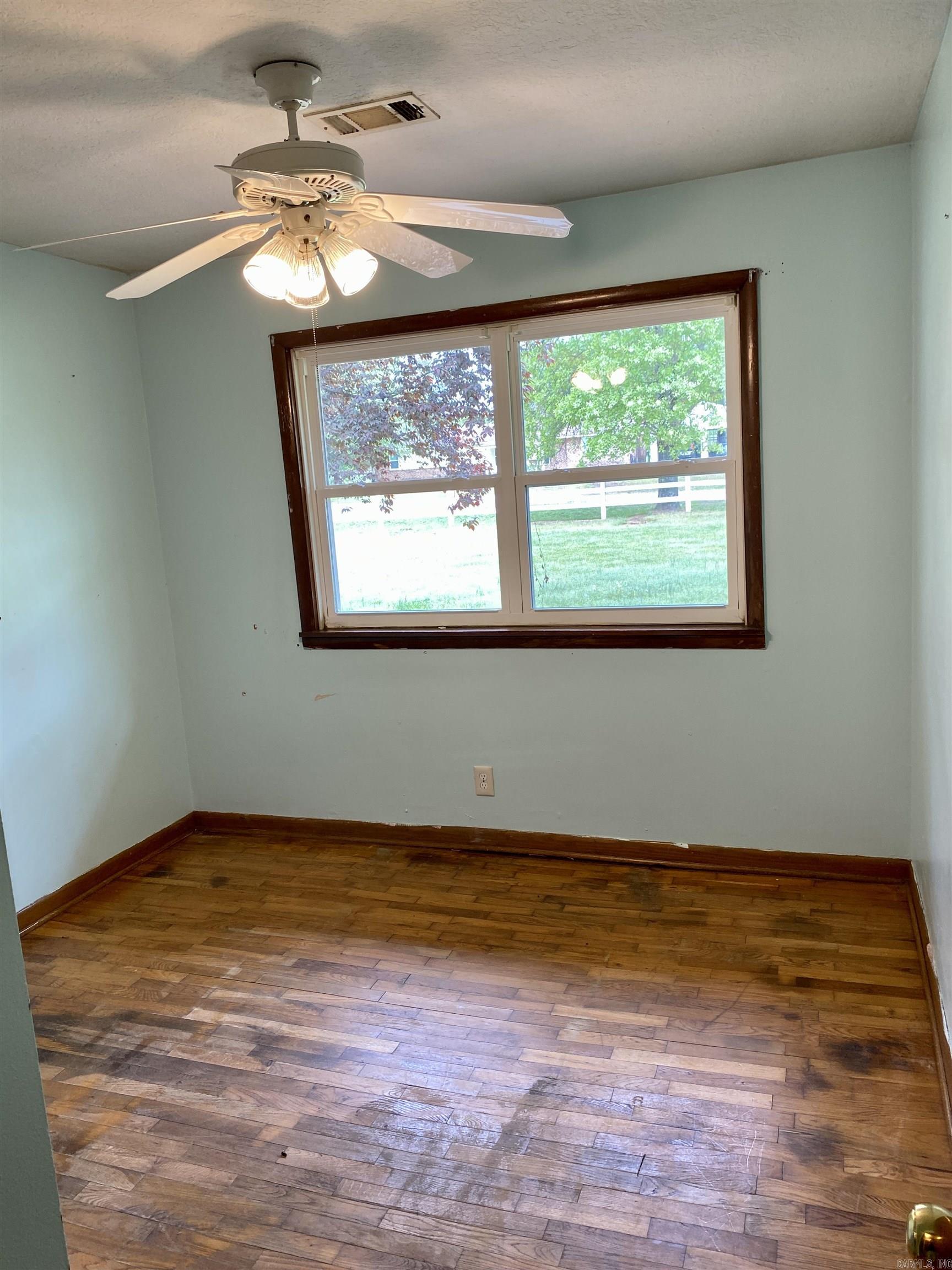 9509 Highway 352 Clarksville, AR 72830